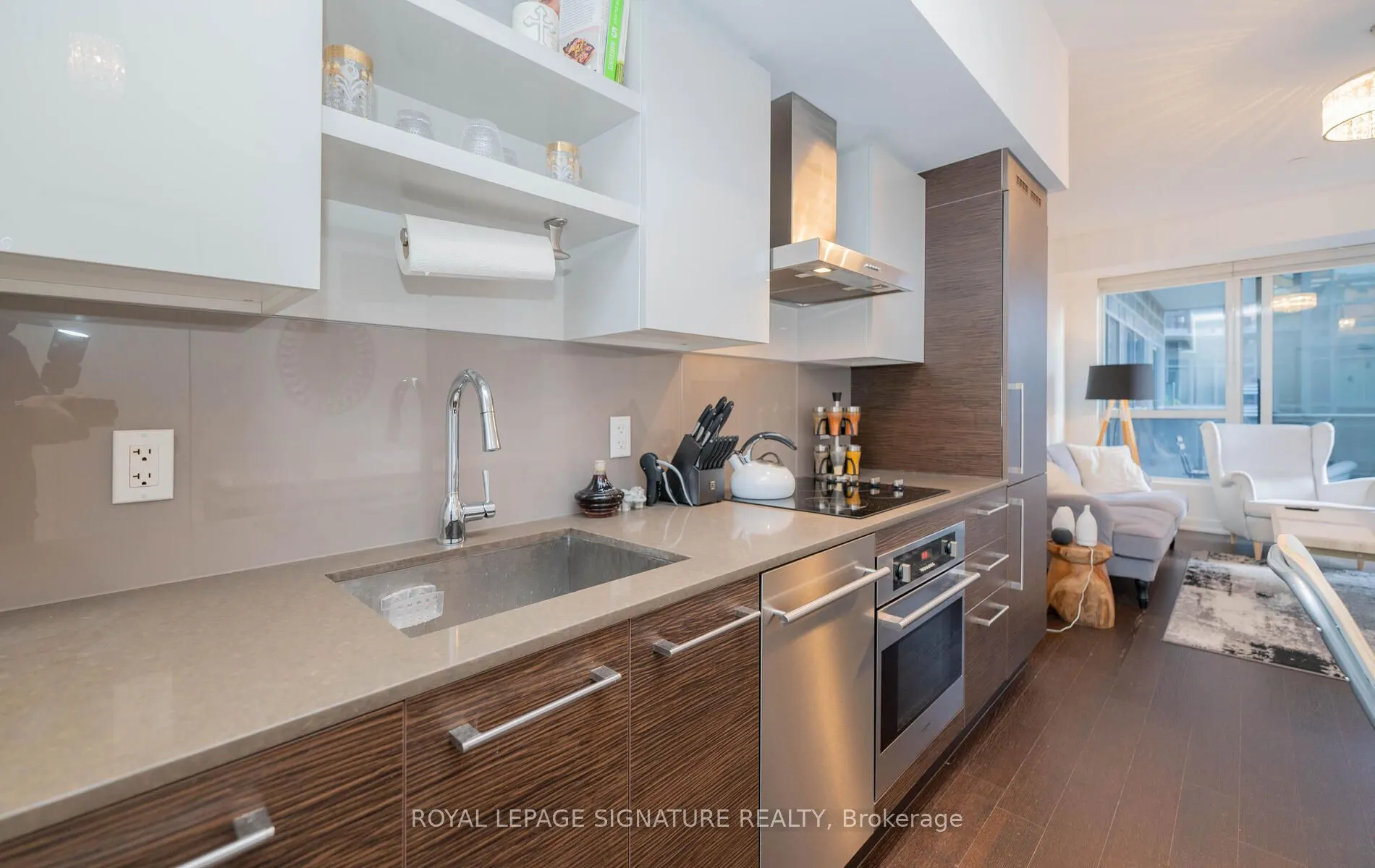 1030 King Street W, #456