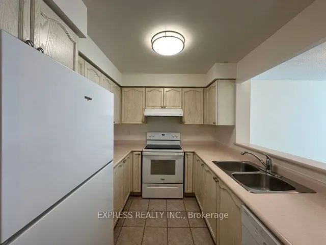 29 Pemberton Avenue, #PH02