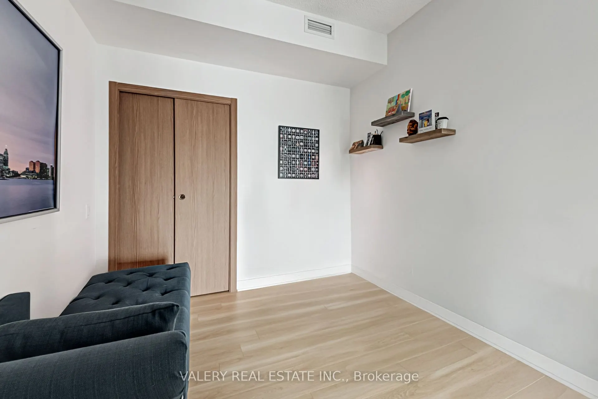17 Bathurst Street, #4516