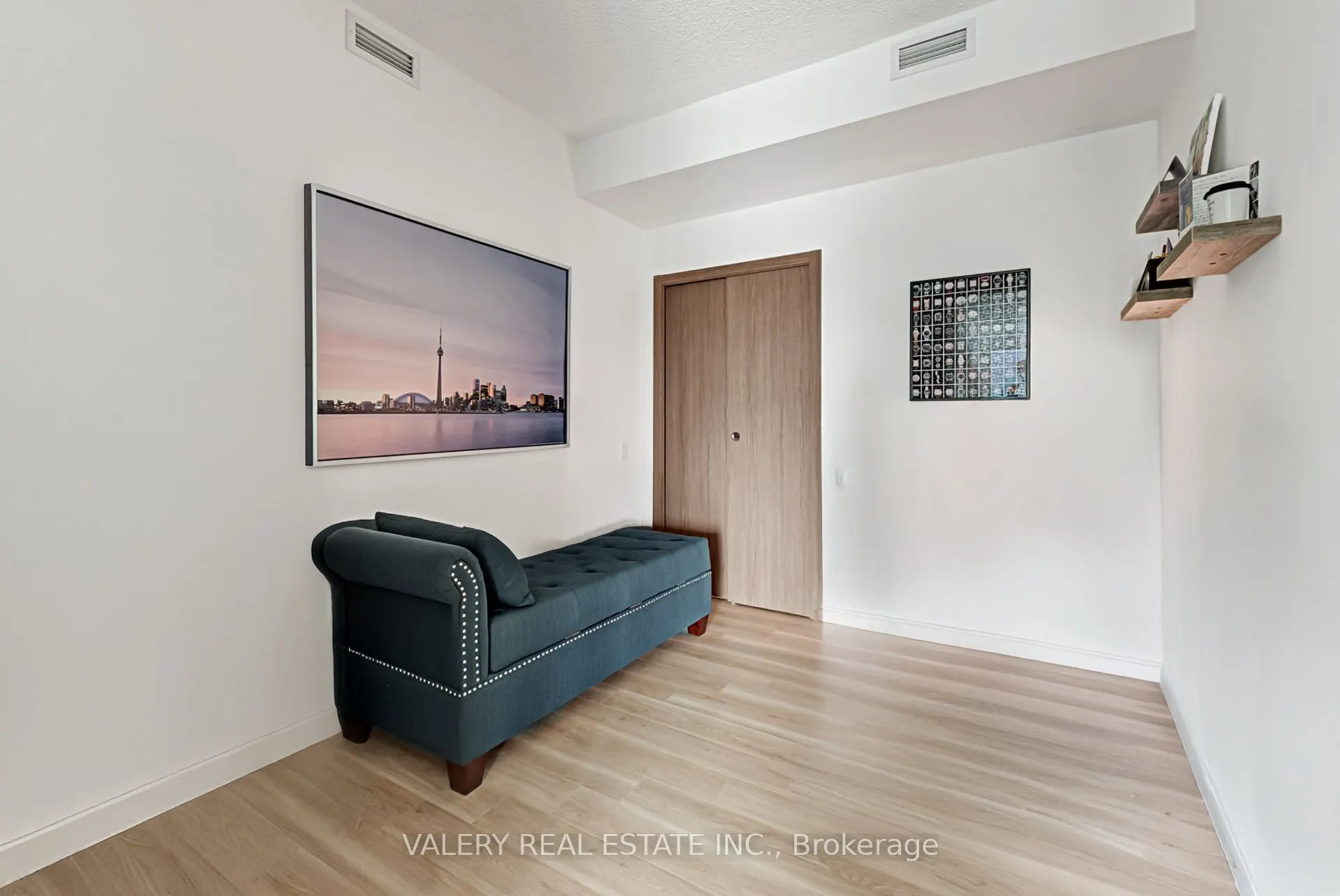 17 Bathurst Street, #4516