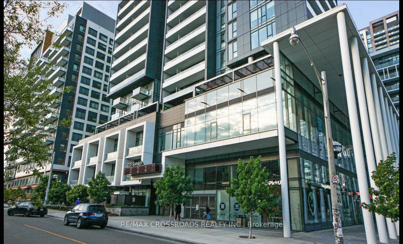 225 Sumach Street, #808