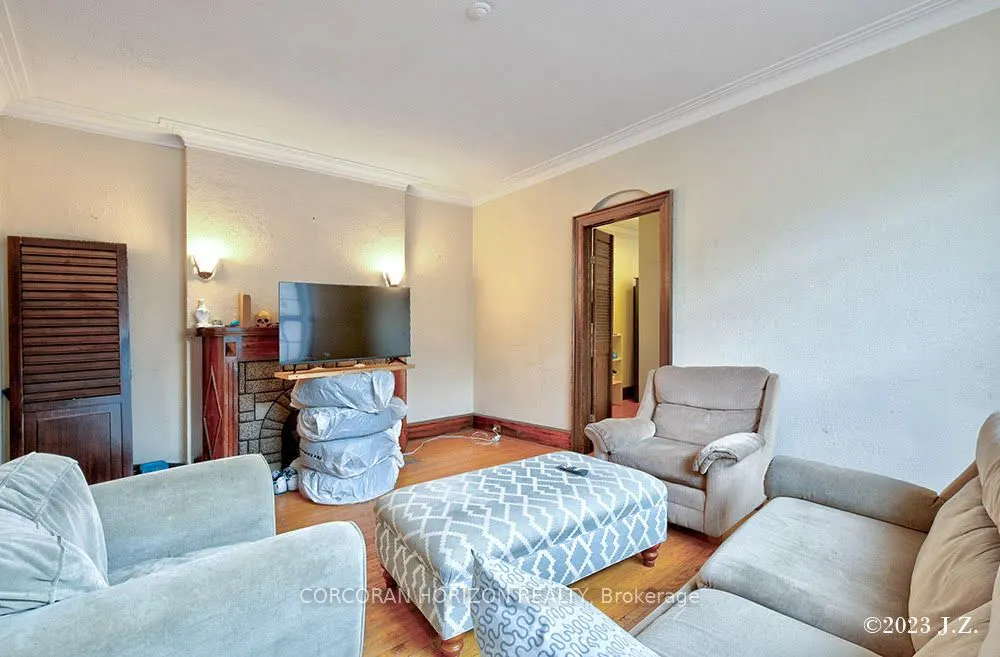 21 Castle Knock Road, #1