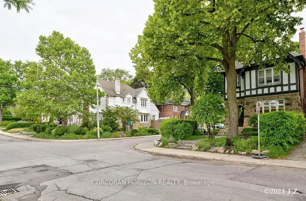 21 Castle Knock Road, #1