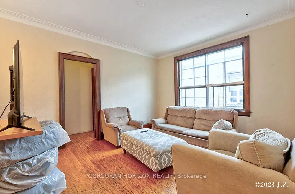 21 Castle Knock Road, #1