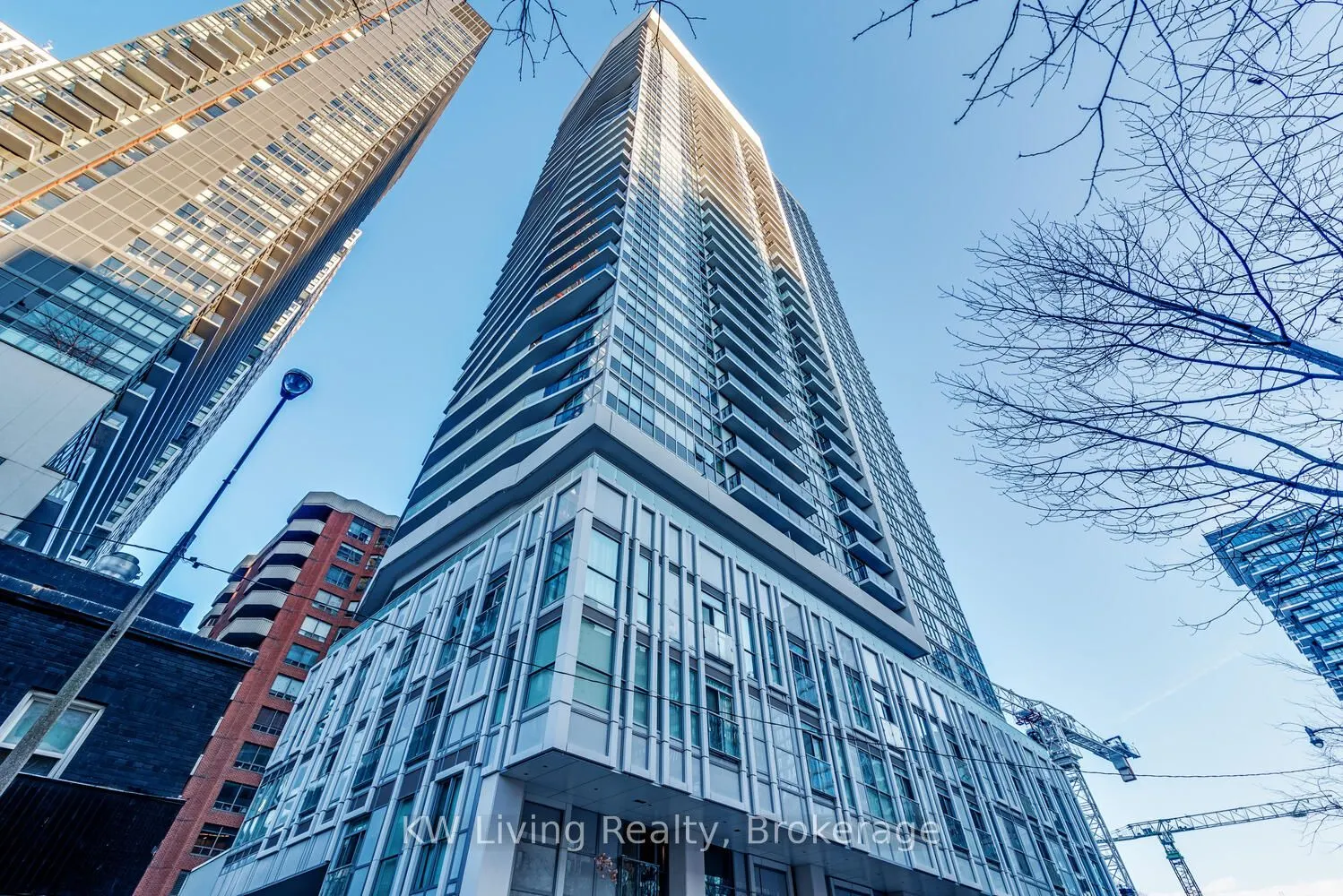 77 Mutual Street, #309