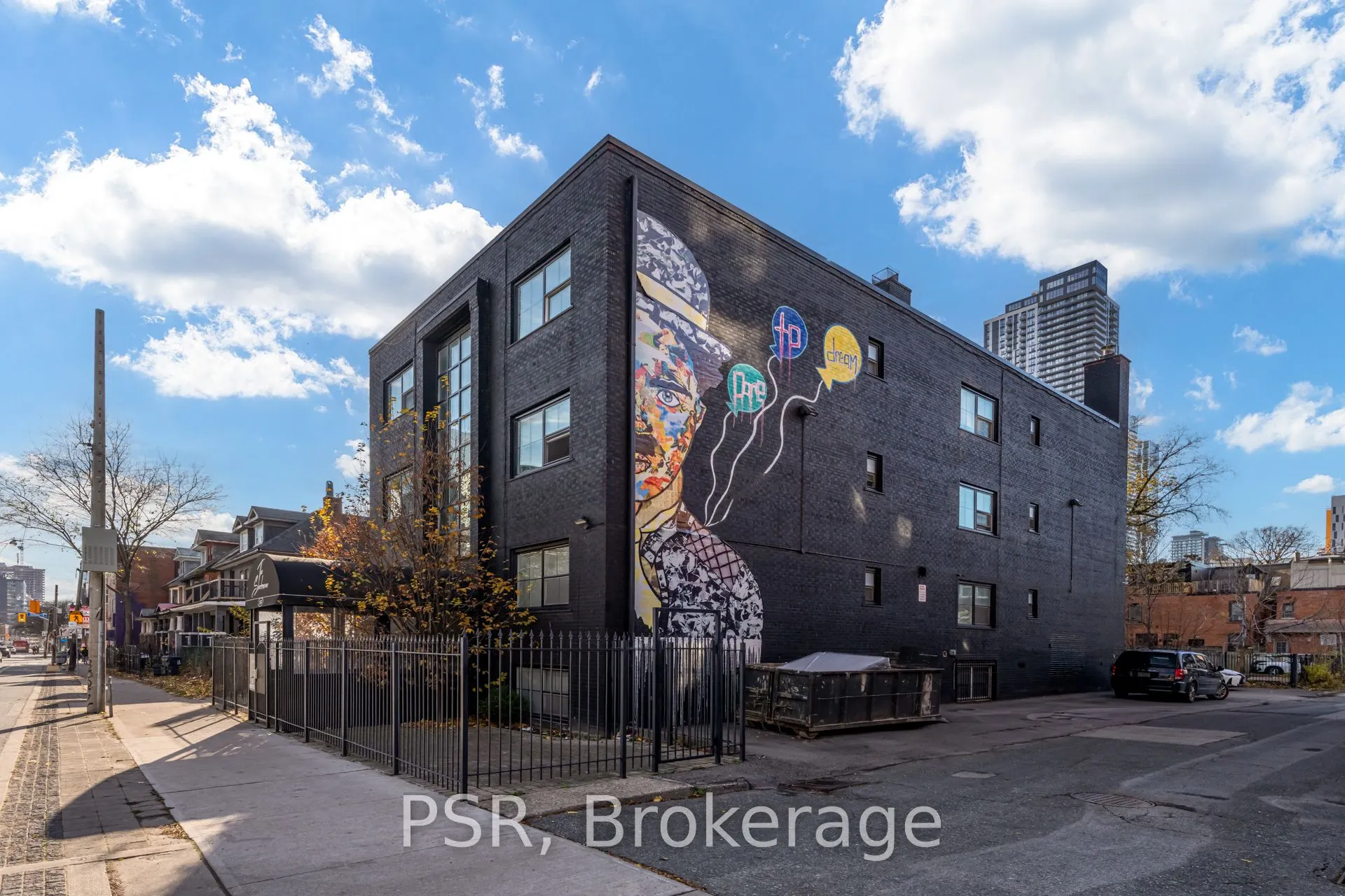 256 Sherbourne Street, #106