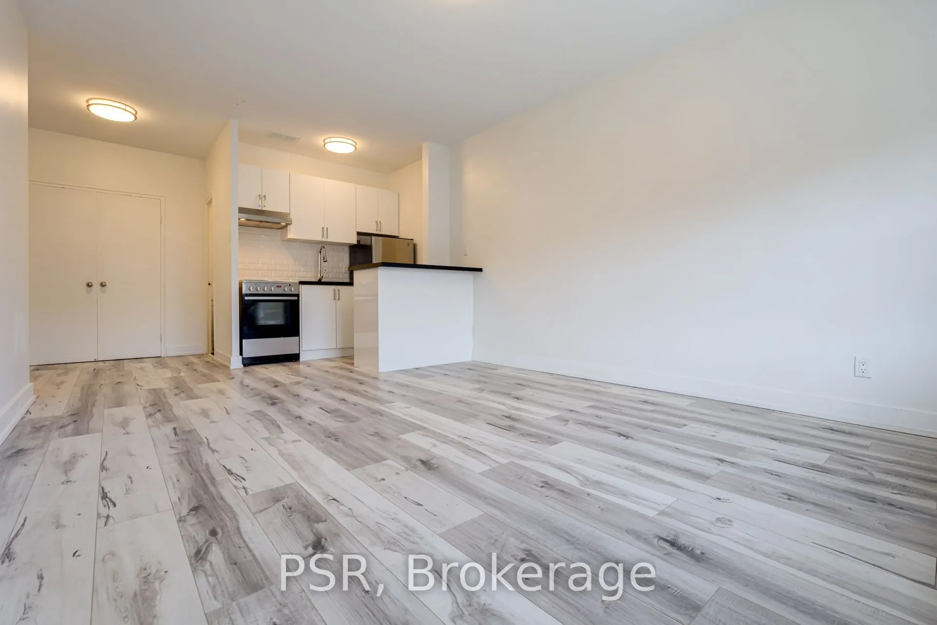 256 Sherbourne Street, #106