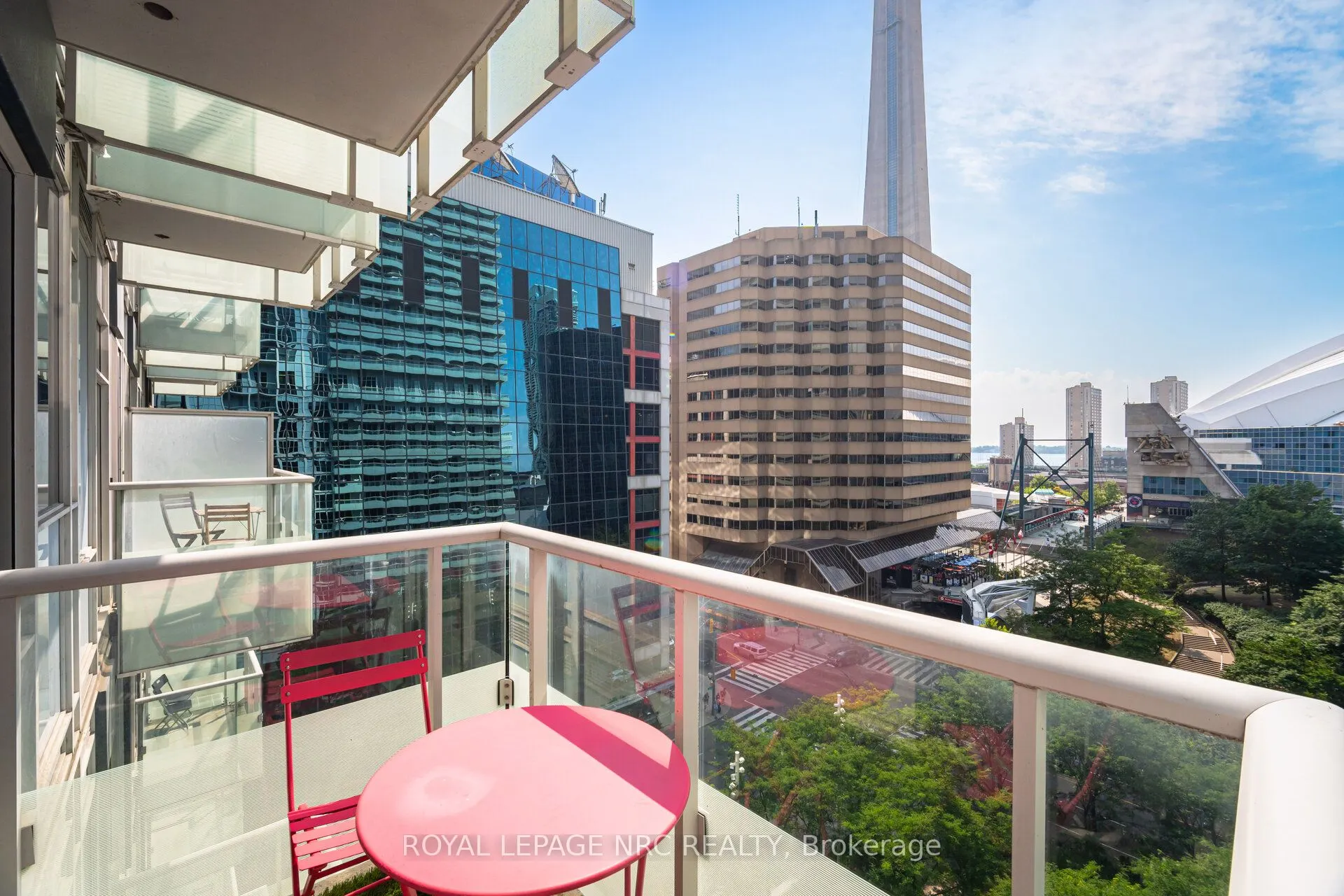 20 John Street, #920