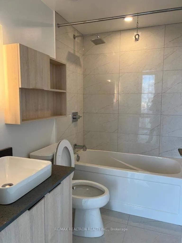 501 Yonge Street, #4705