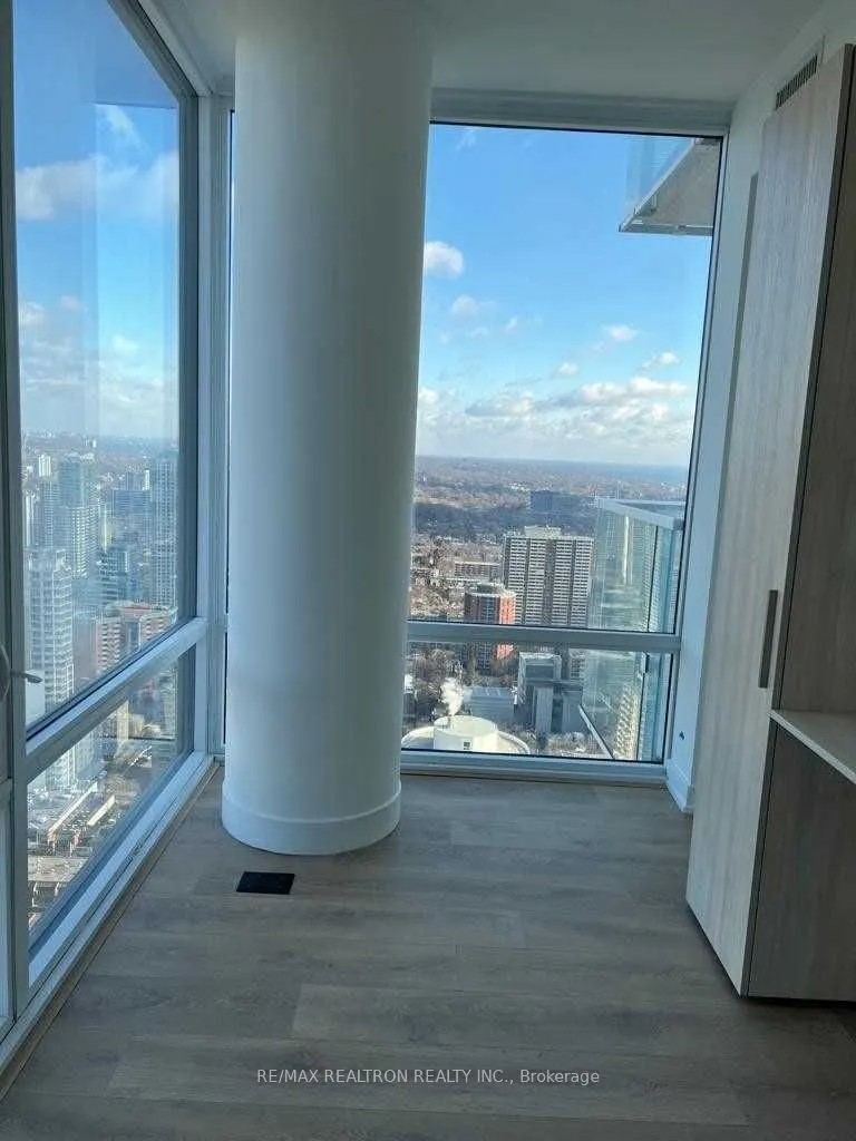 501 Yonge Street, #4705