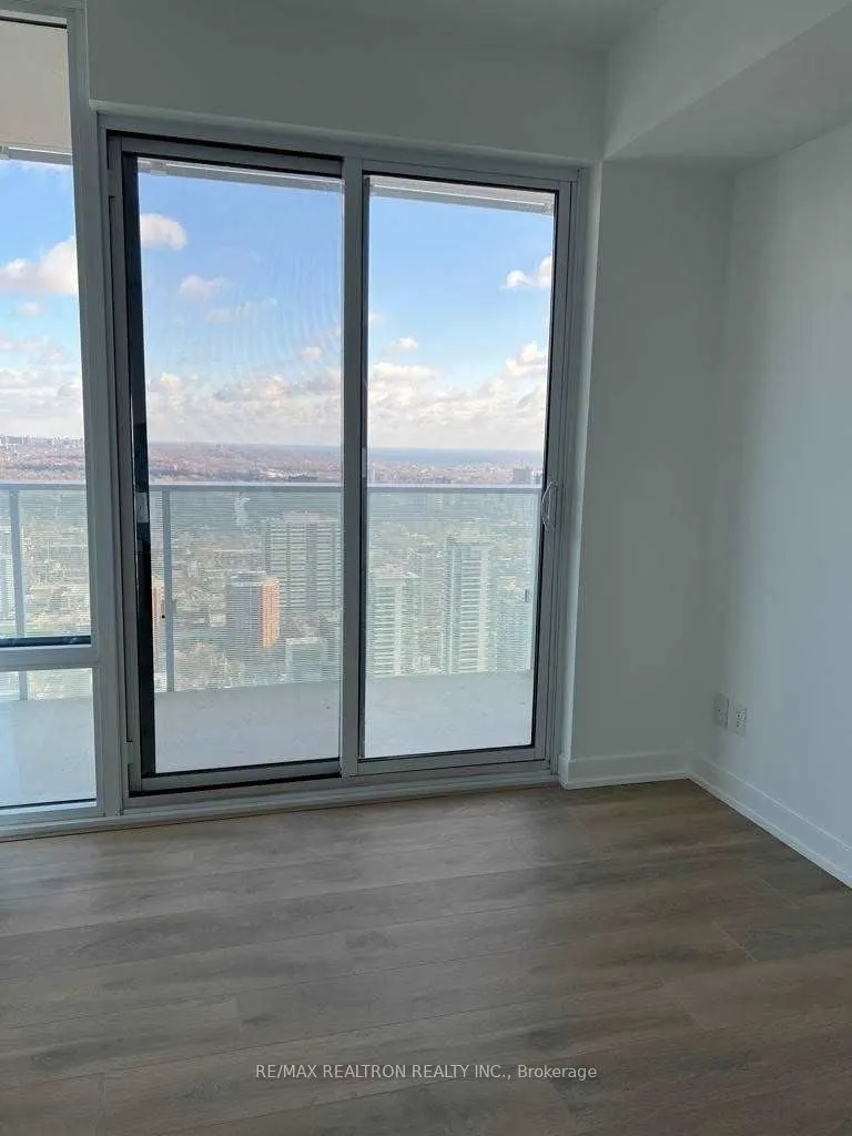 501 Yonge Street, #4705