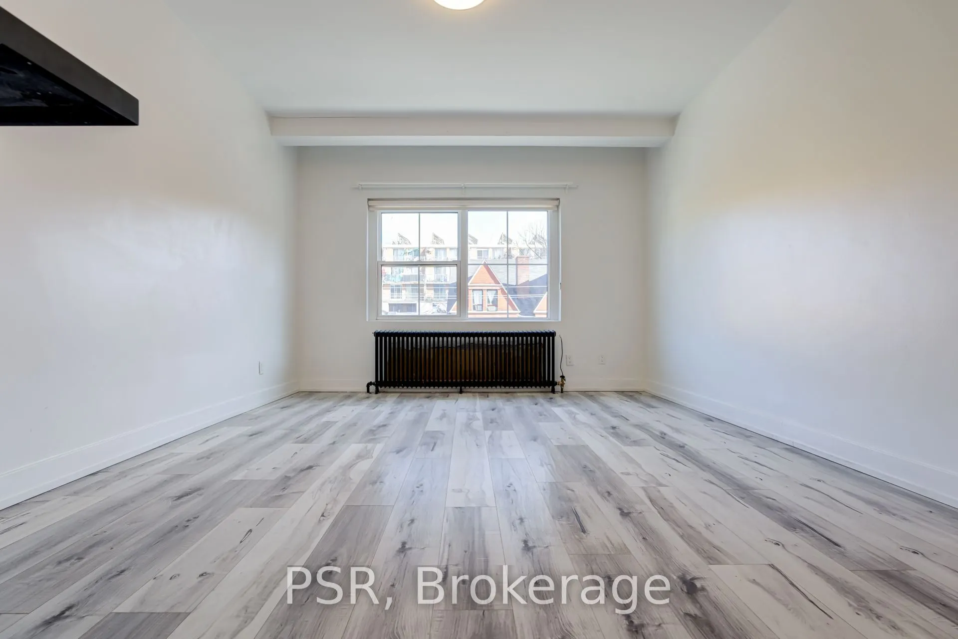 256 Sherbourne Street, #206