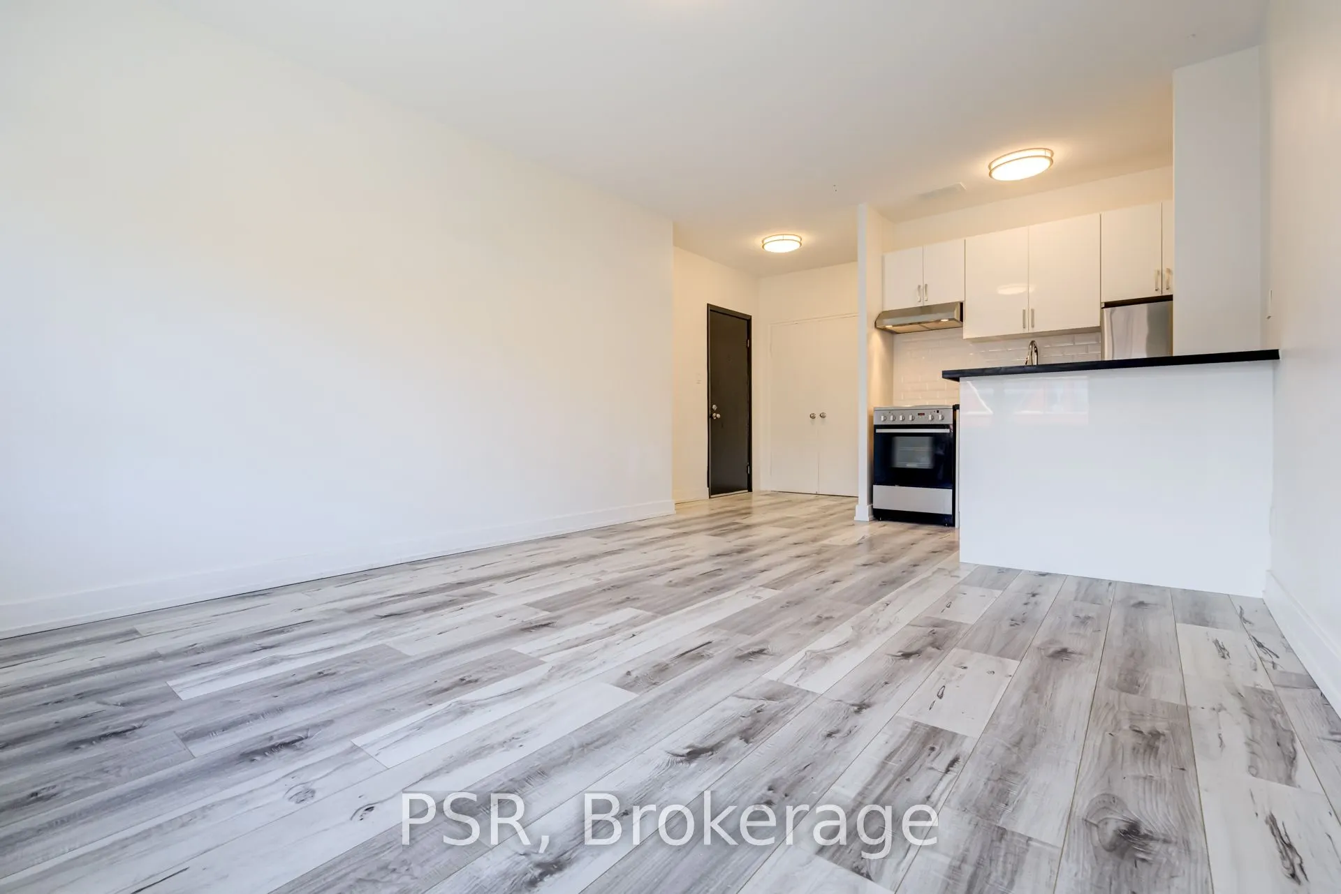 256 Sherbourne Street, #206