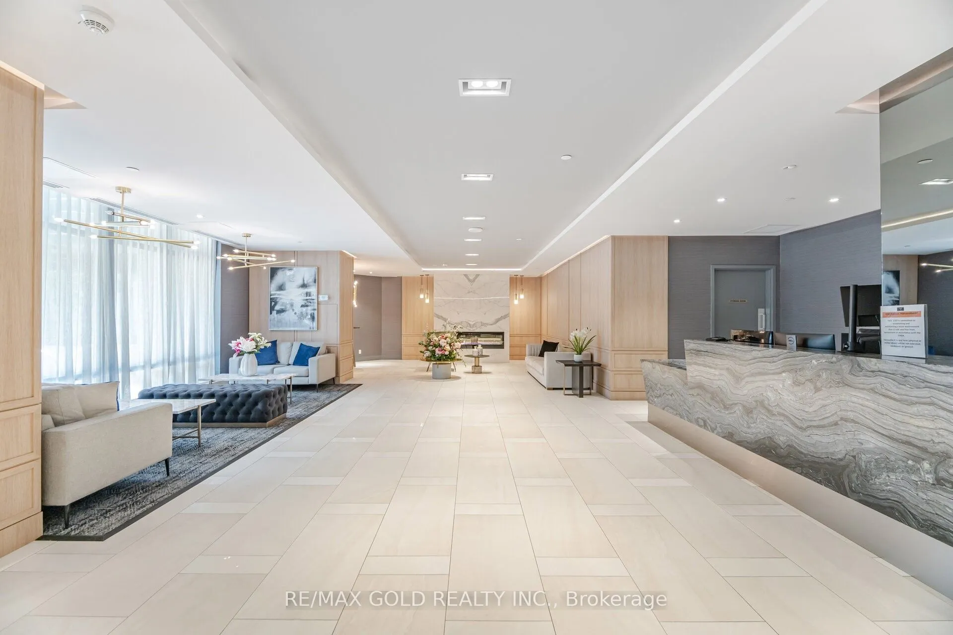 621 Sheppard Avenue E, #619