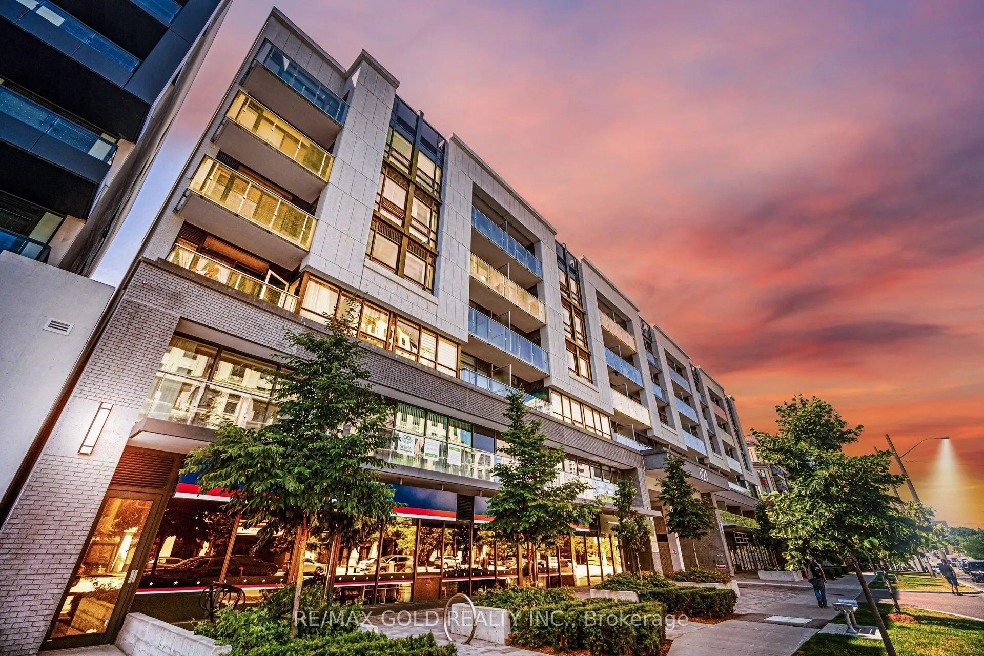 621 Sheppard Avenue E, #619