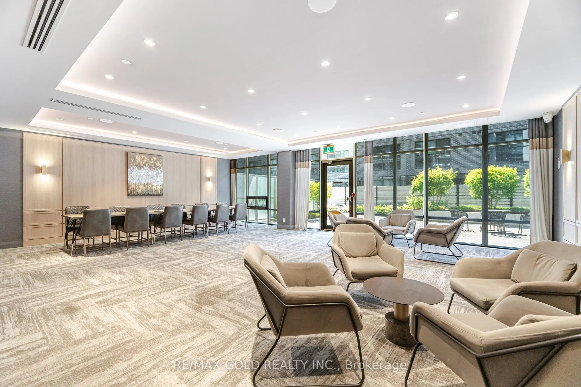 621 Sheppard Avenue E, #619