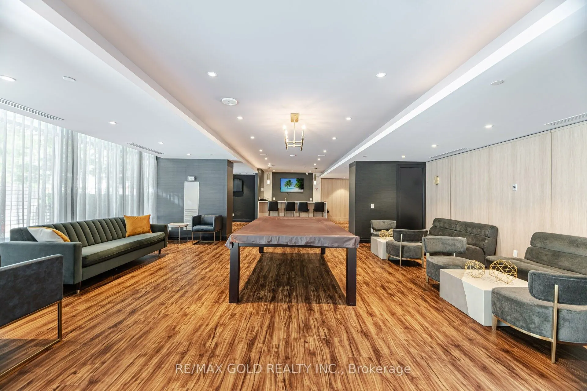 621 Sheppard Avenue E, #619
