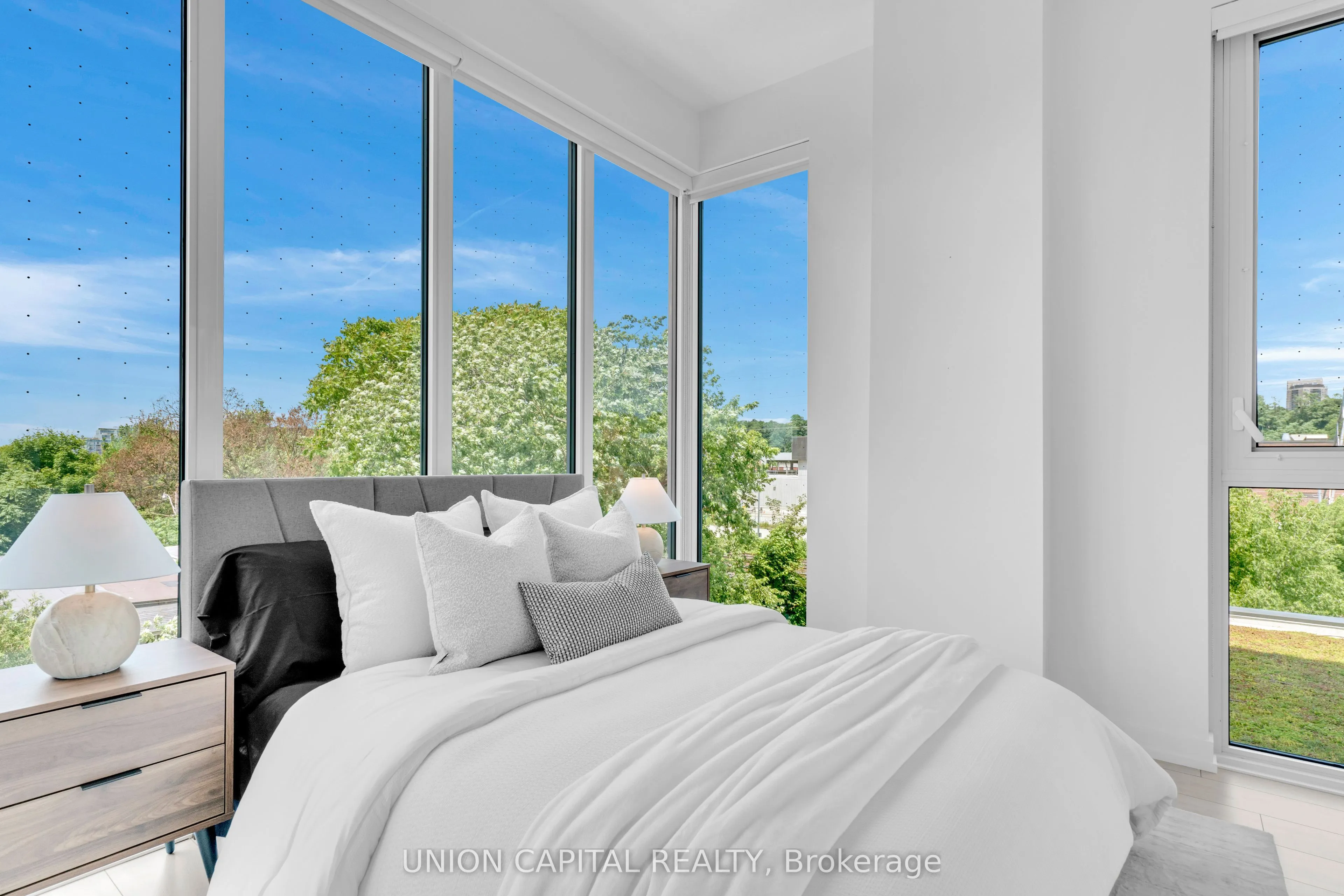500 Dupont Street, #308