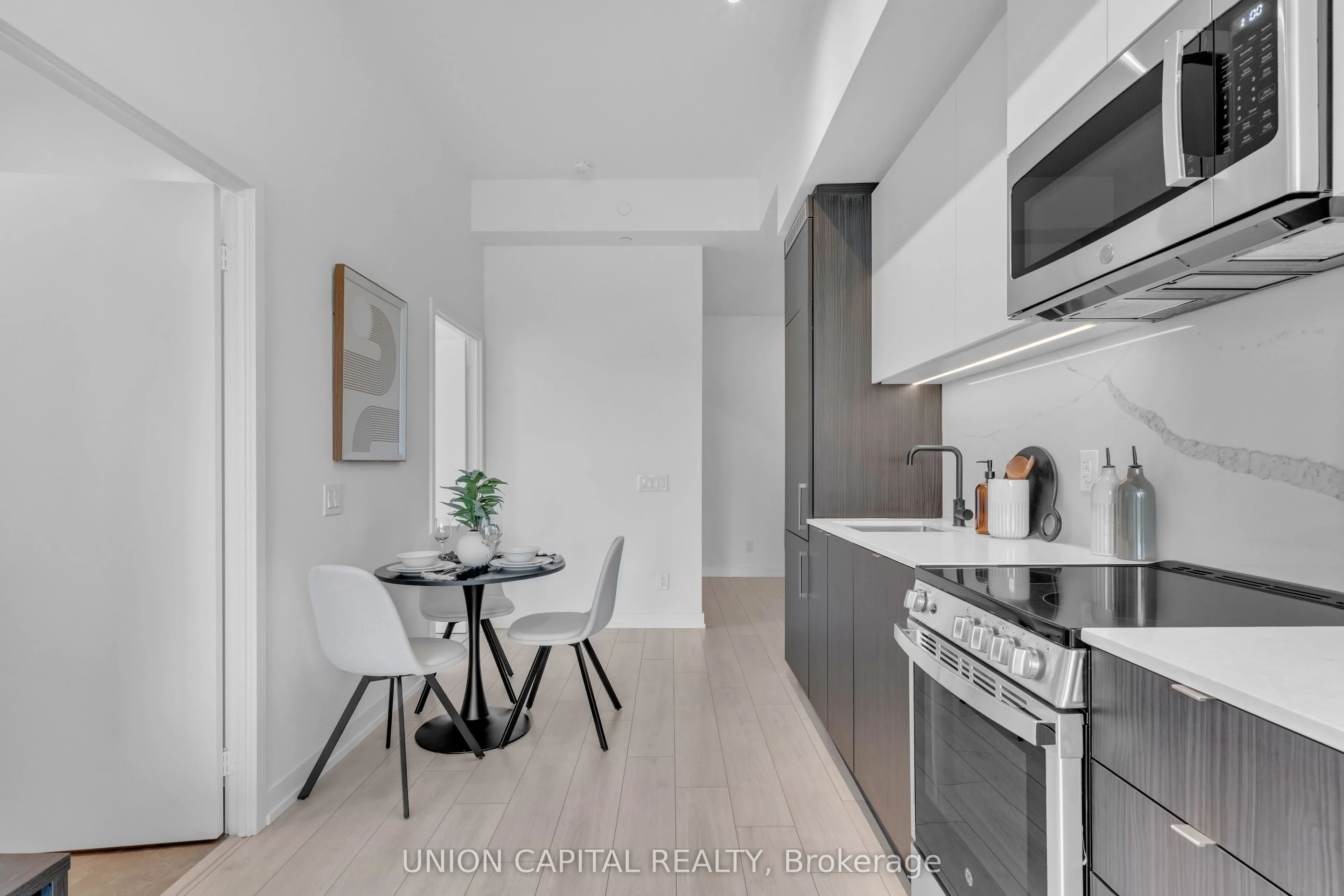 500 Dupont Street, #308