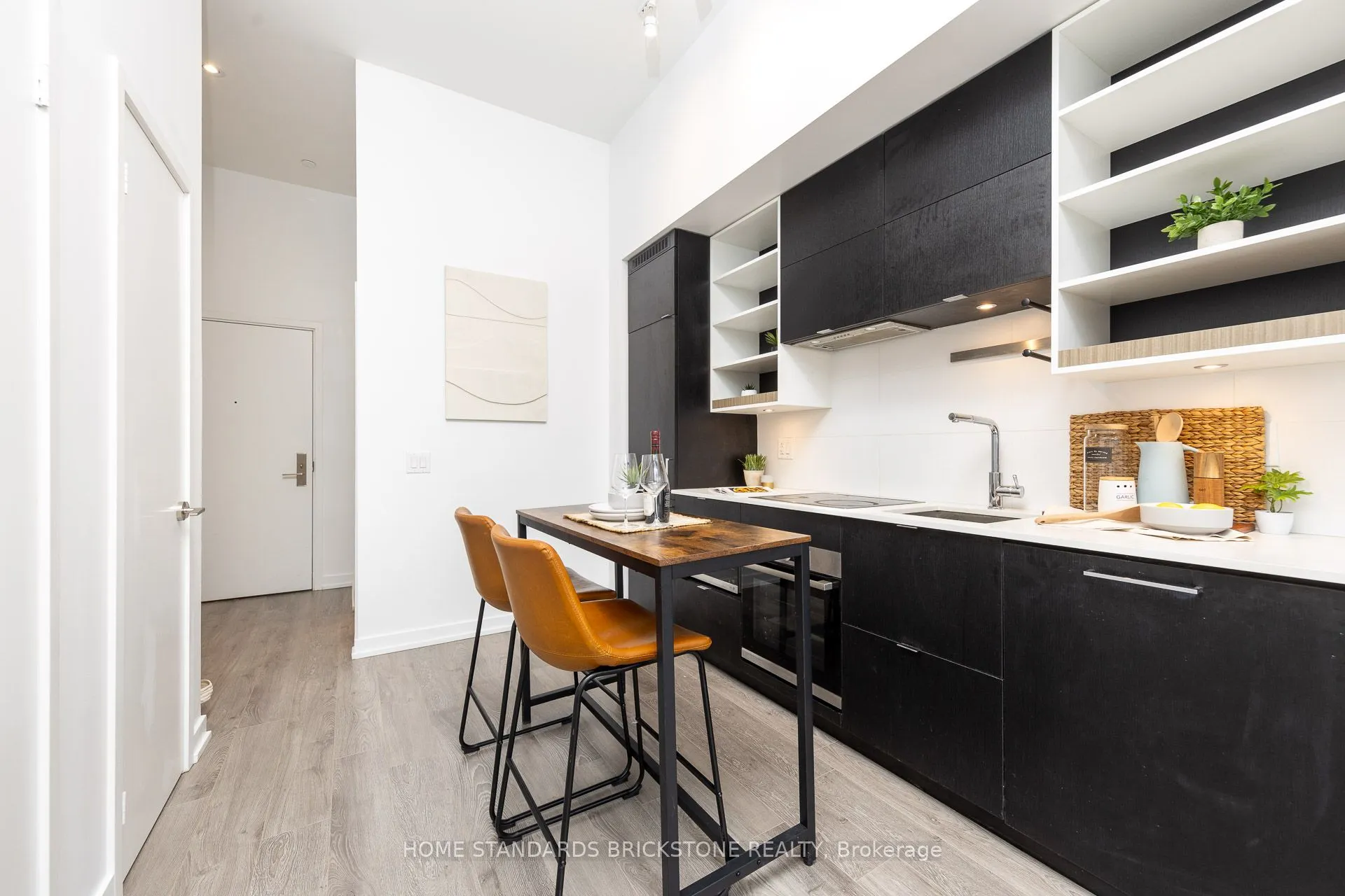 20 Edward Street, #402
