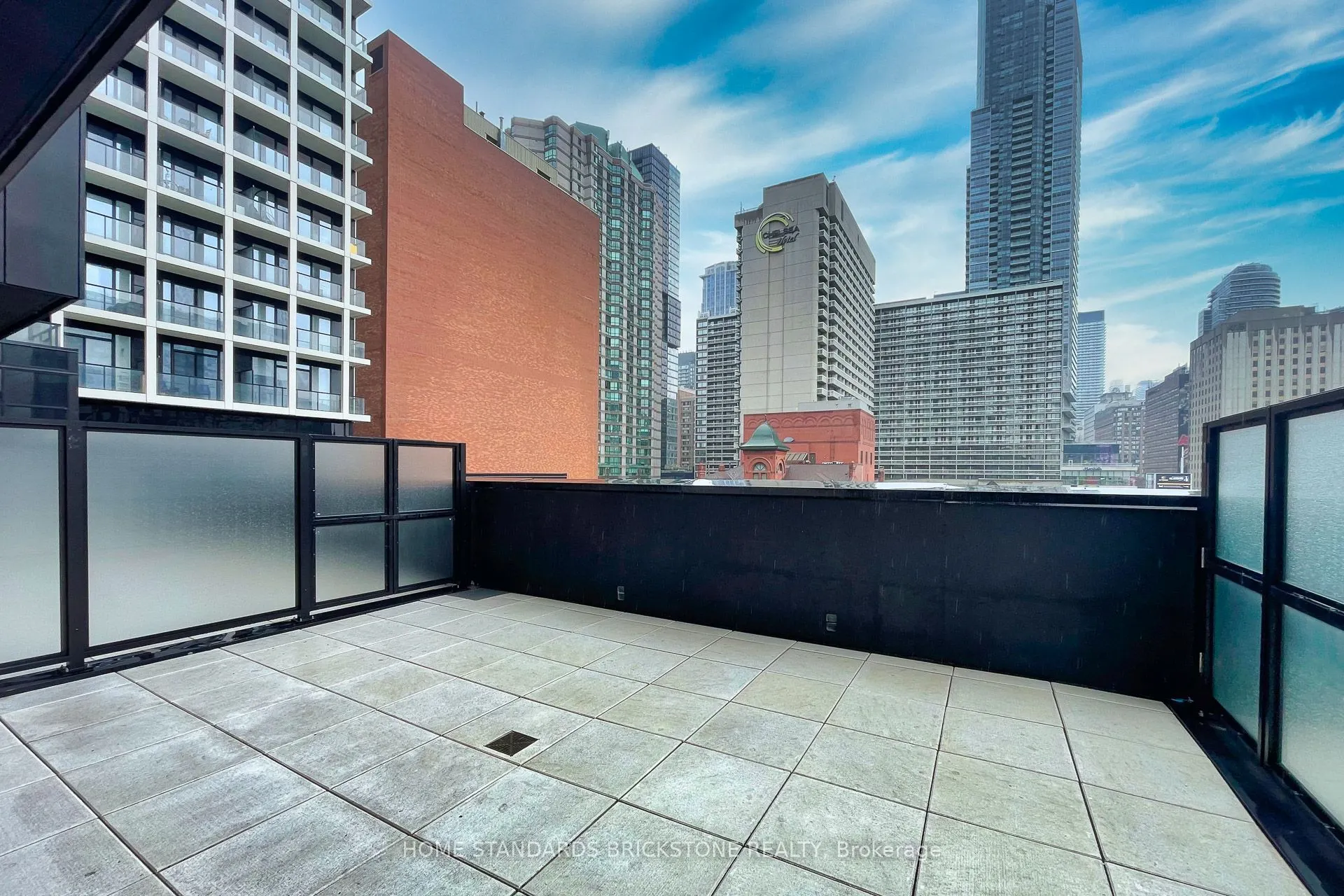 20 Edward Street, #402