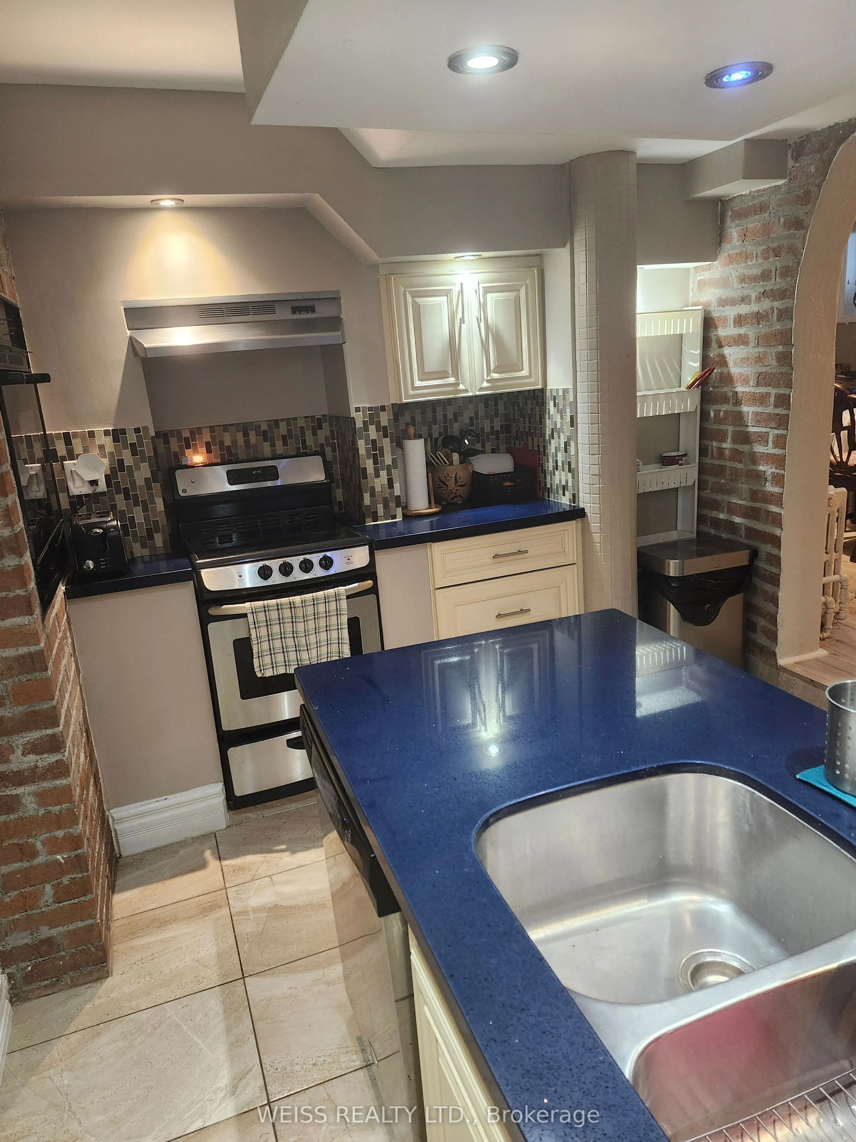 3 New Haven Drive, #Lower Level