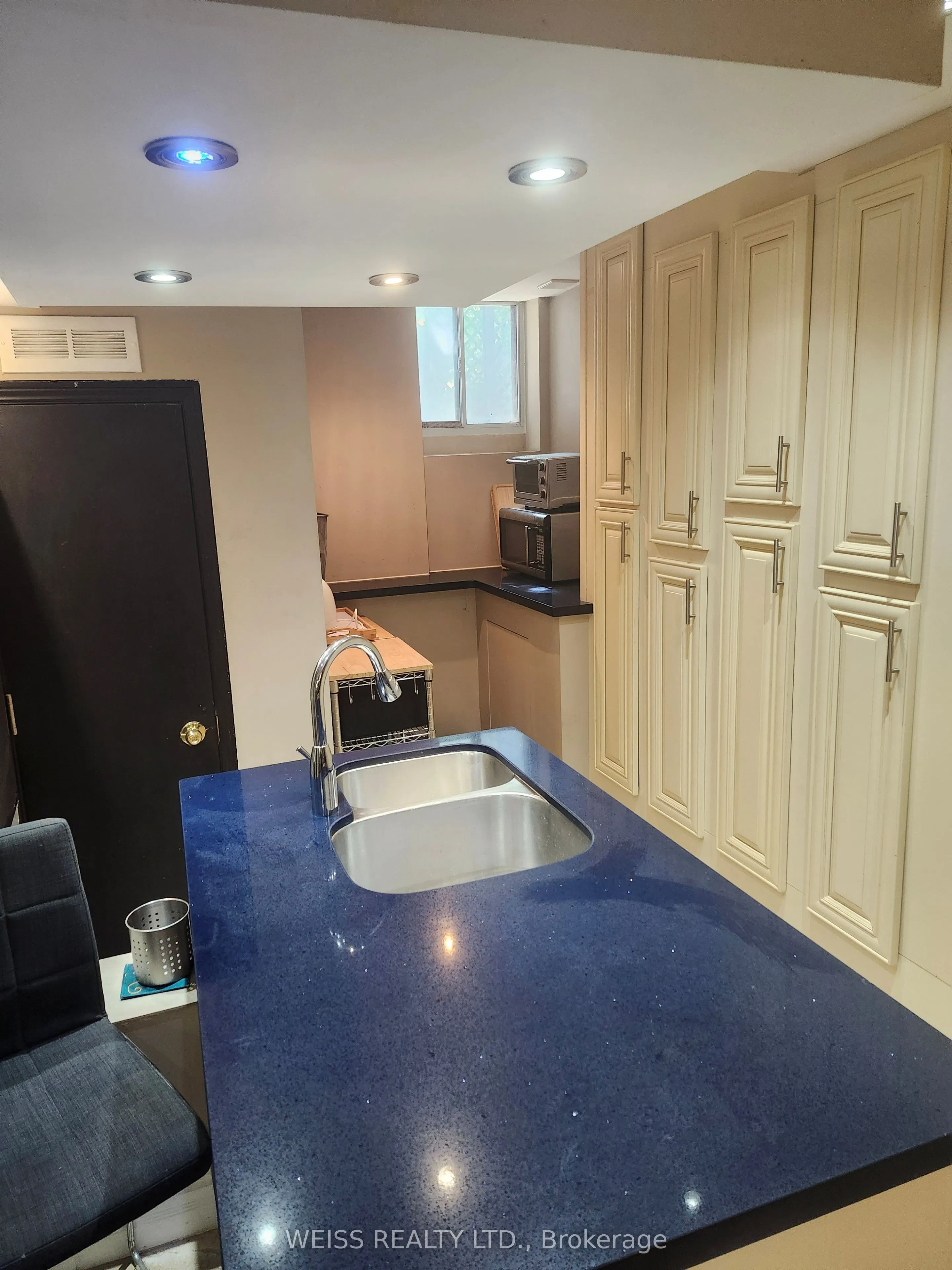3 New Haven Drive, #Lower Level