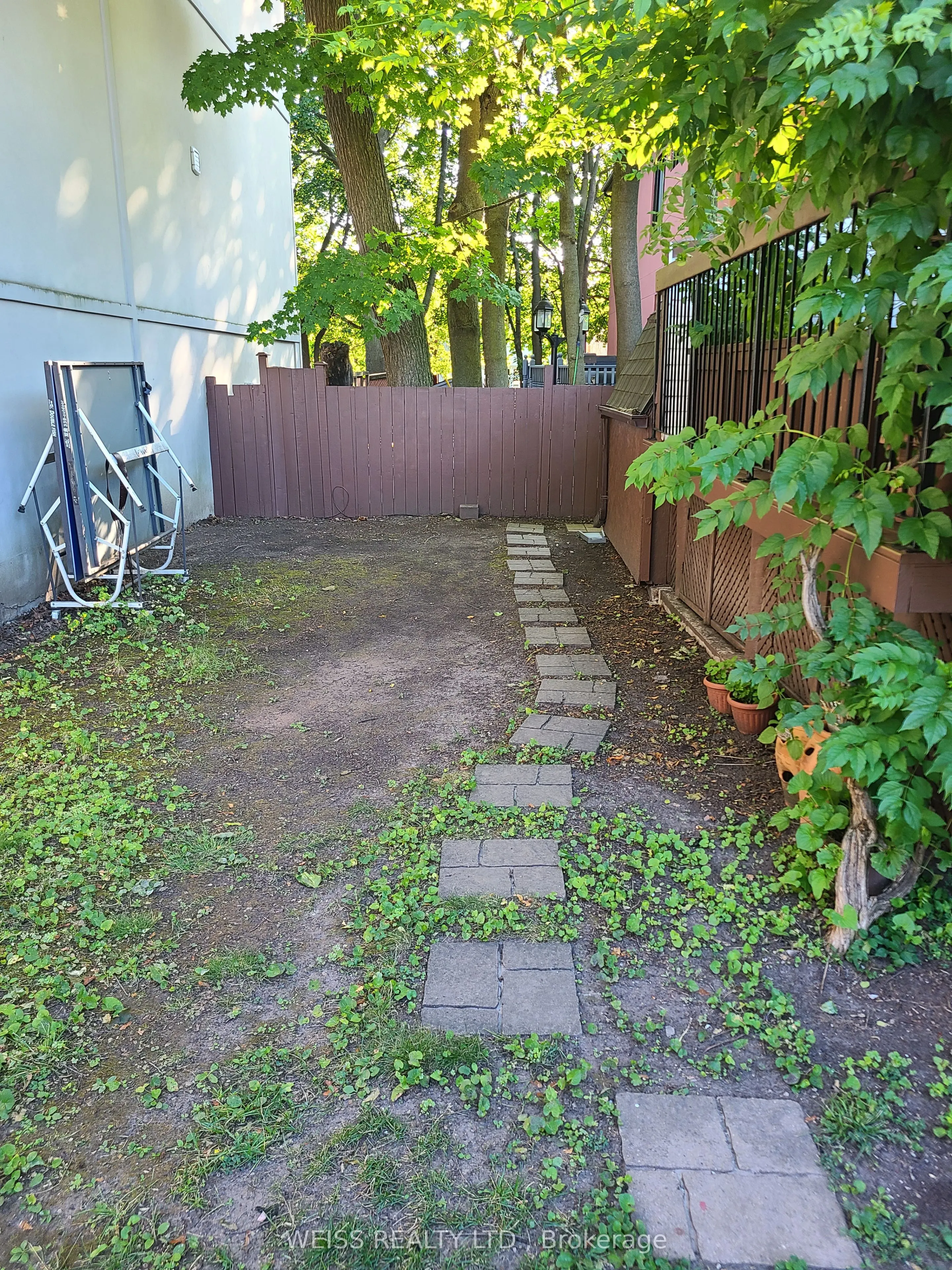 3 New Haven Drive, #Lower Level