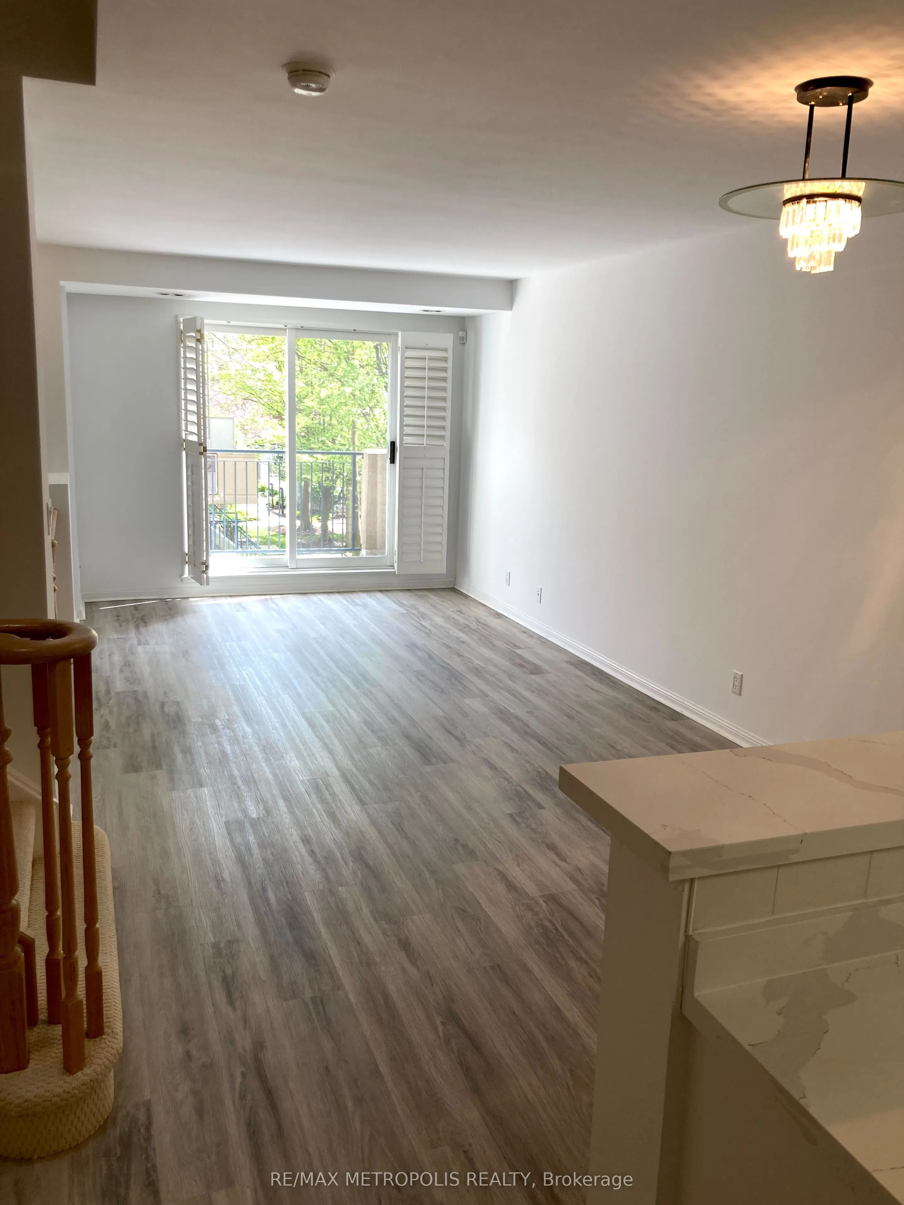 28 Sommerset Way, #1602