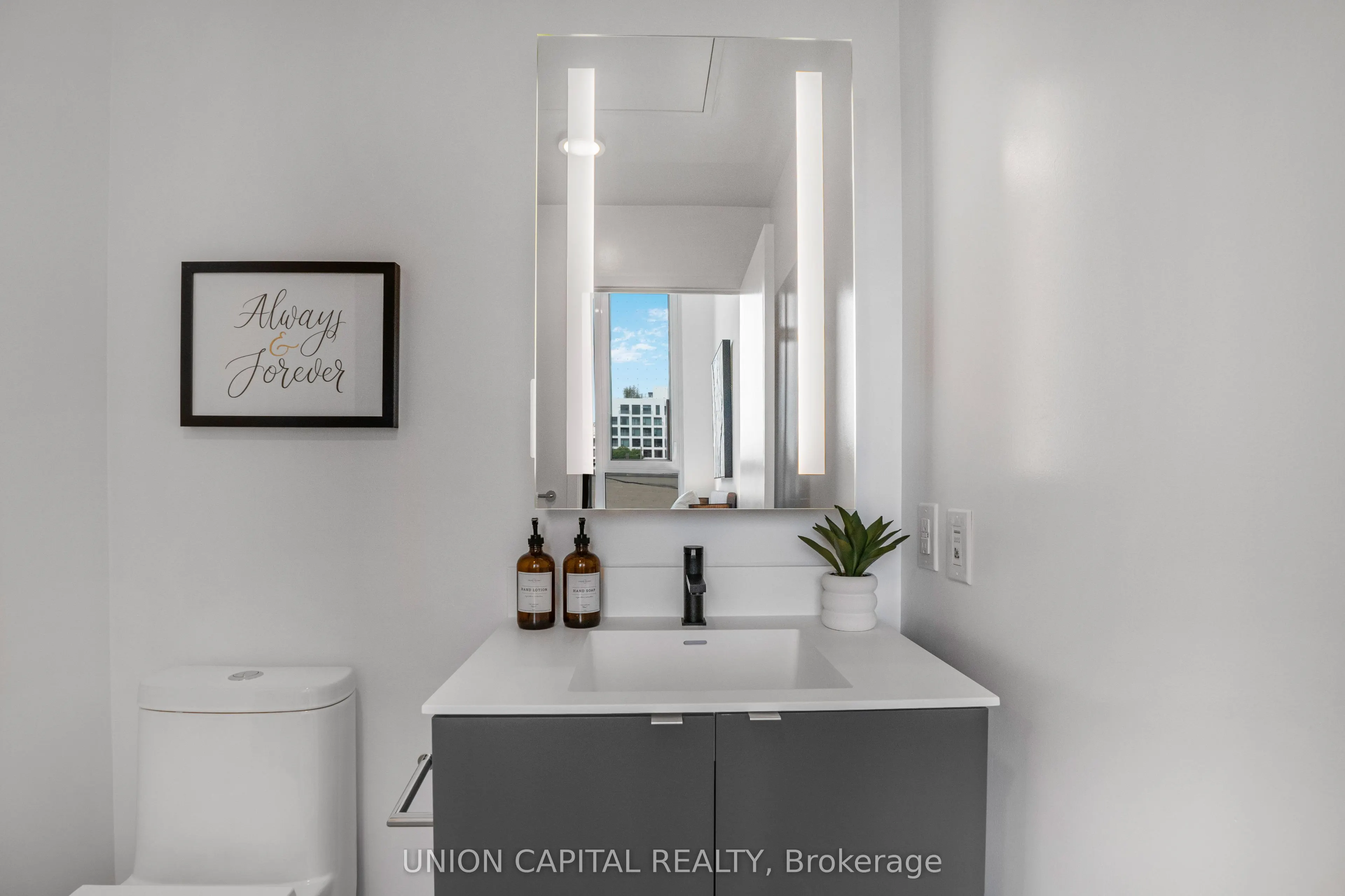 500 Dupont Street, #205