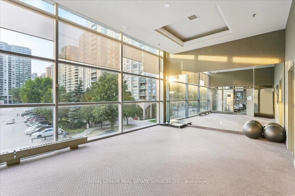 33 Empress Avenue, #2305