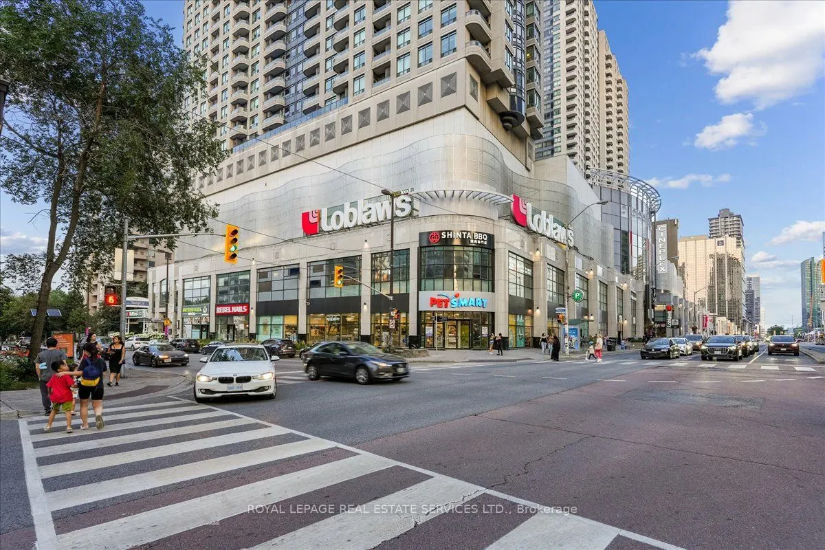 33 Empress Avenue, #2305