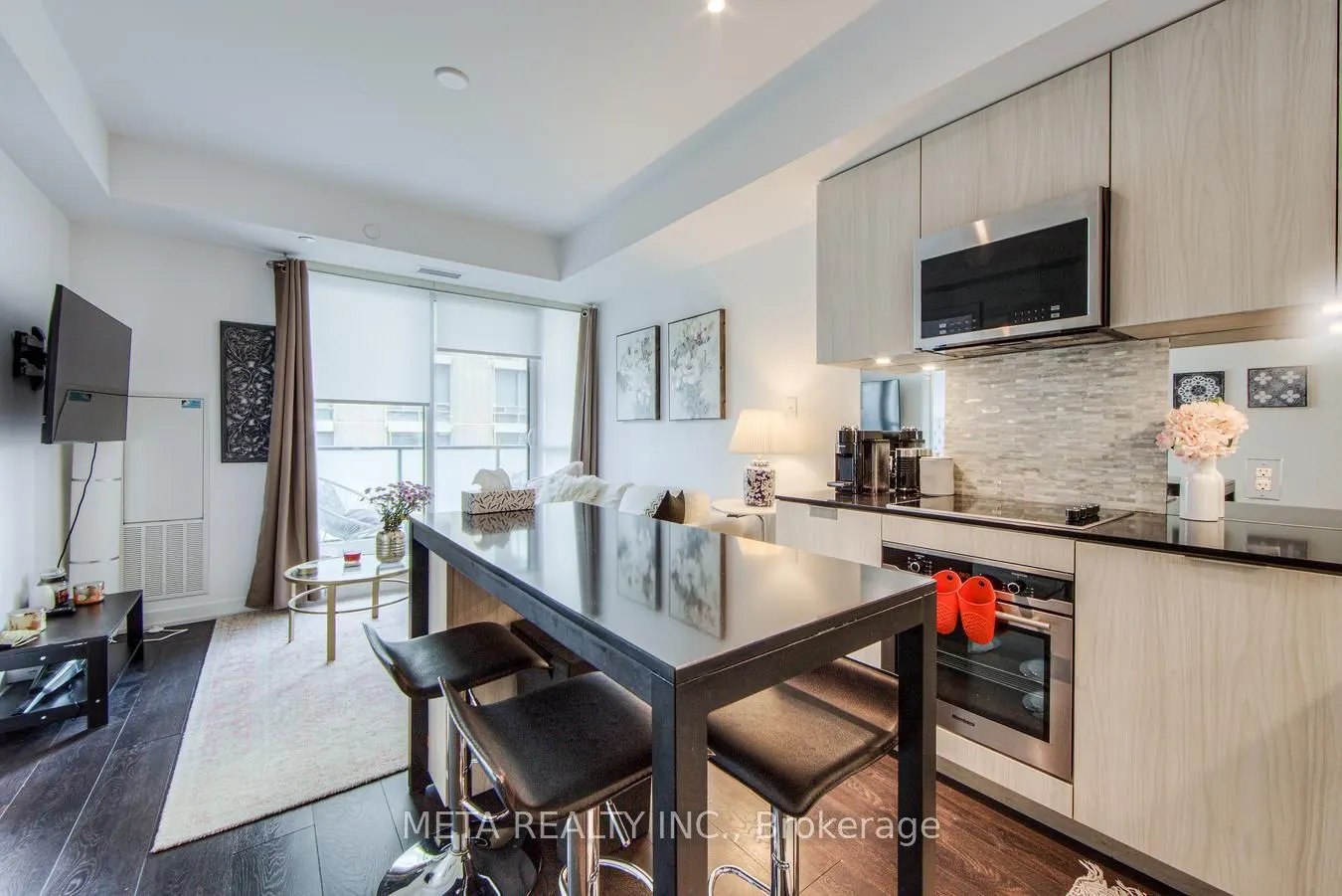 609 Avenue Road, #1410