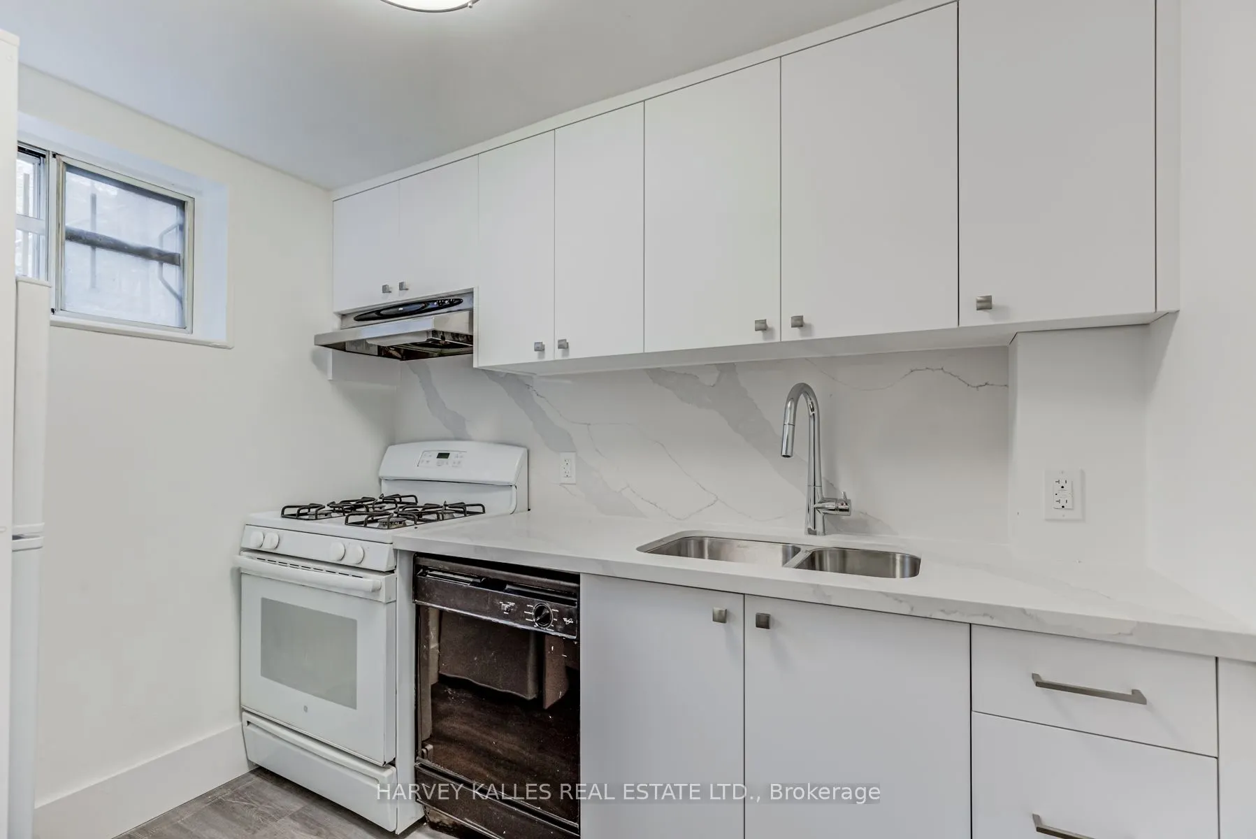 210 Christie Street, #3