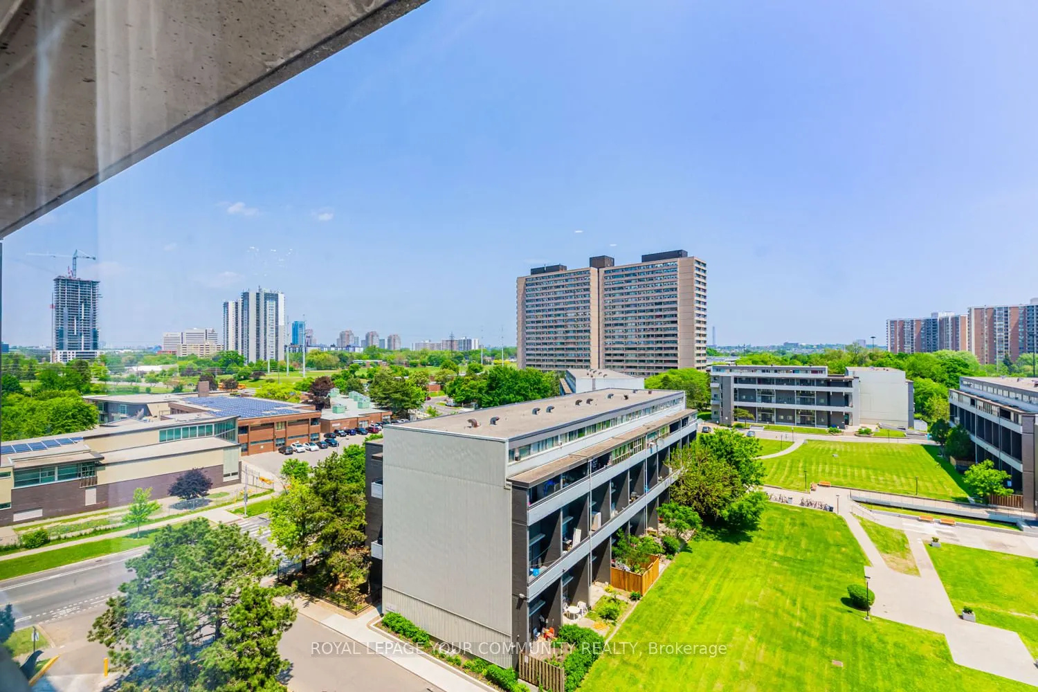 10 Sunny Glenway, #912