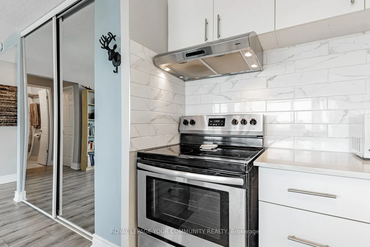 10 Sunny Glenway, #912