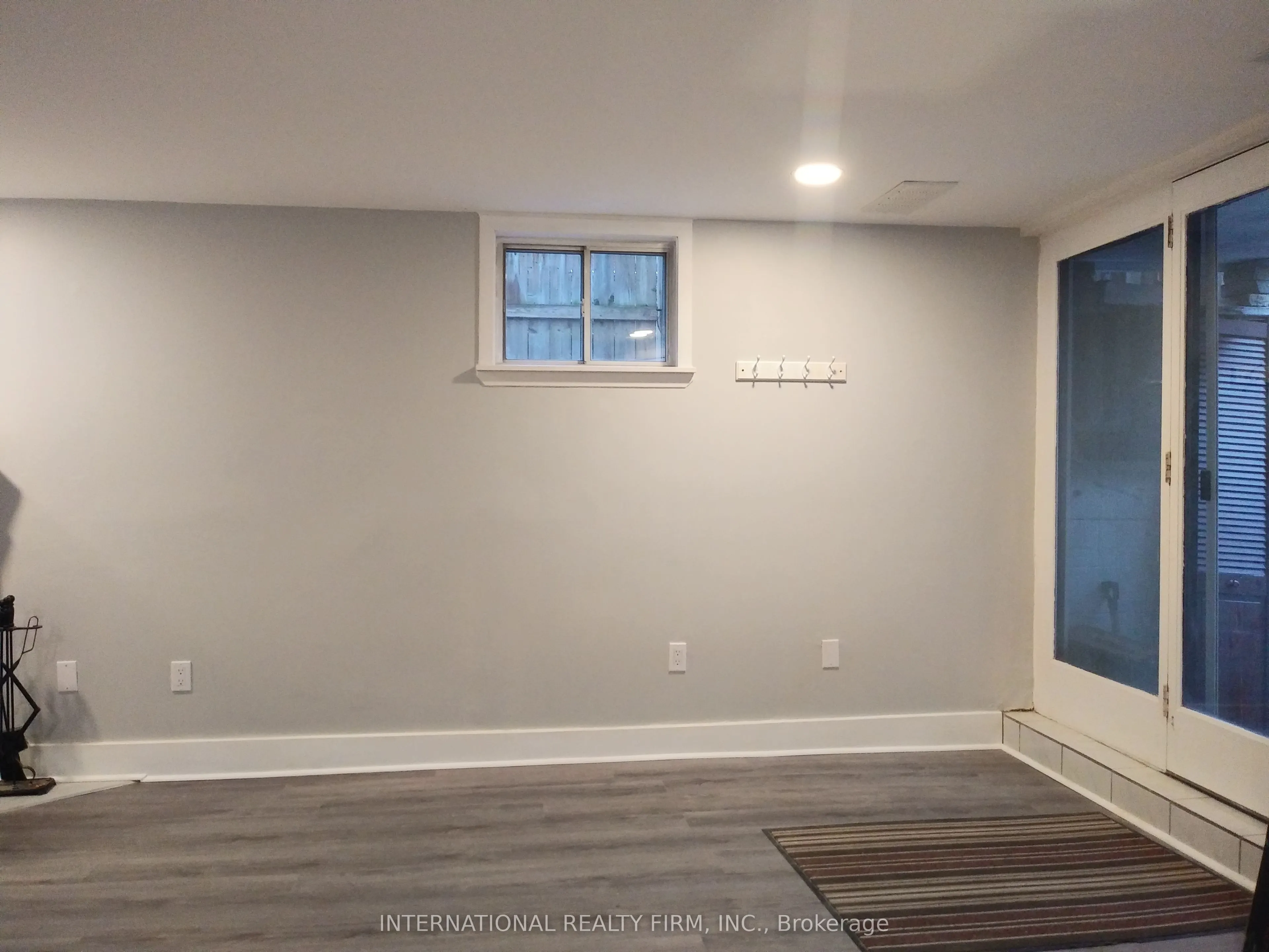261 Soudan Avenue, #Lower