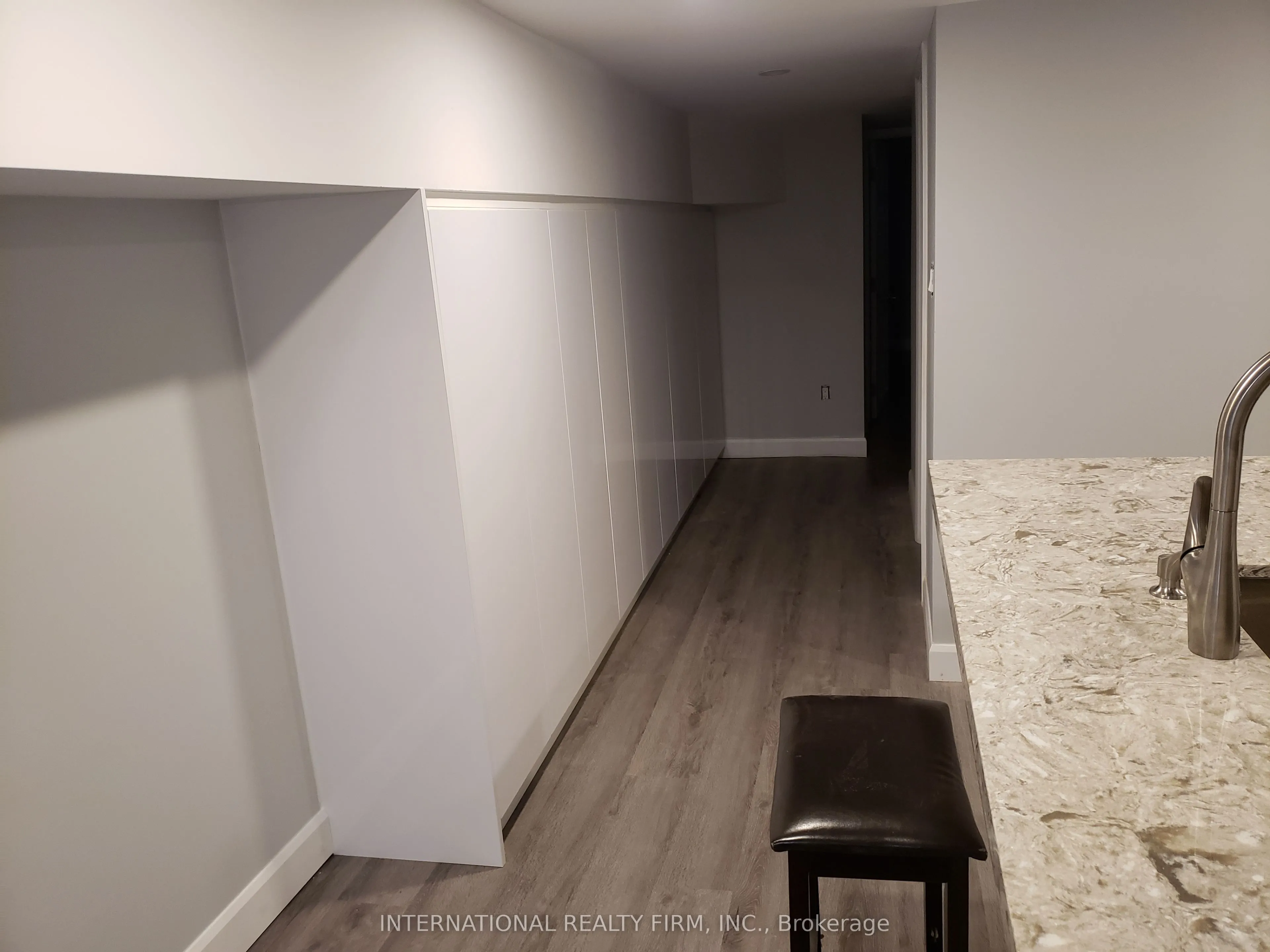 261 Soudan Avenue, #Lower