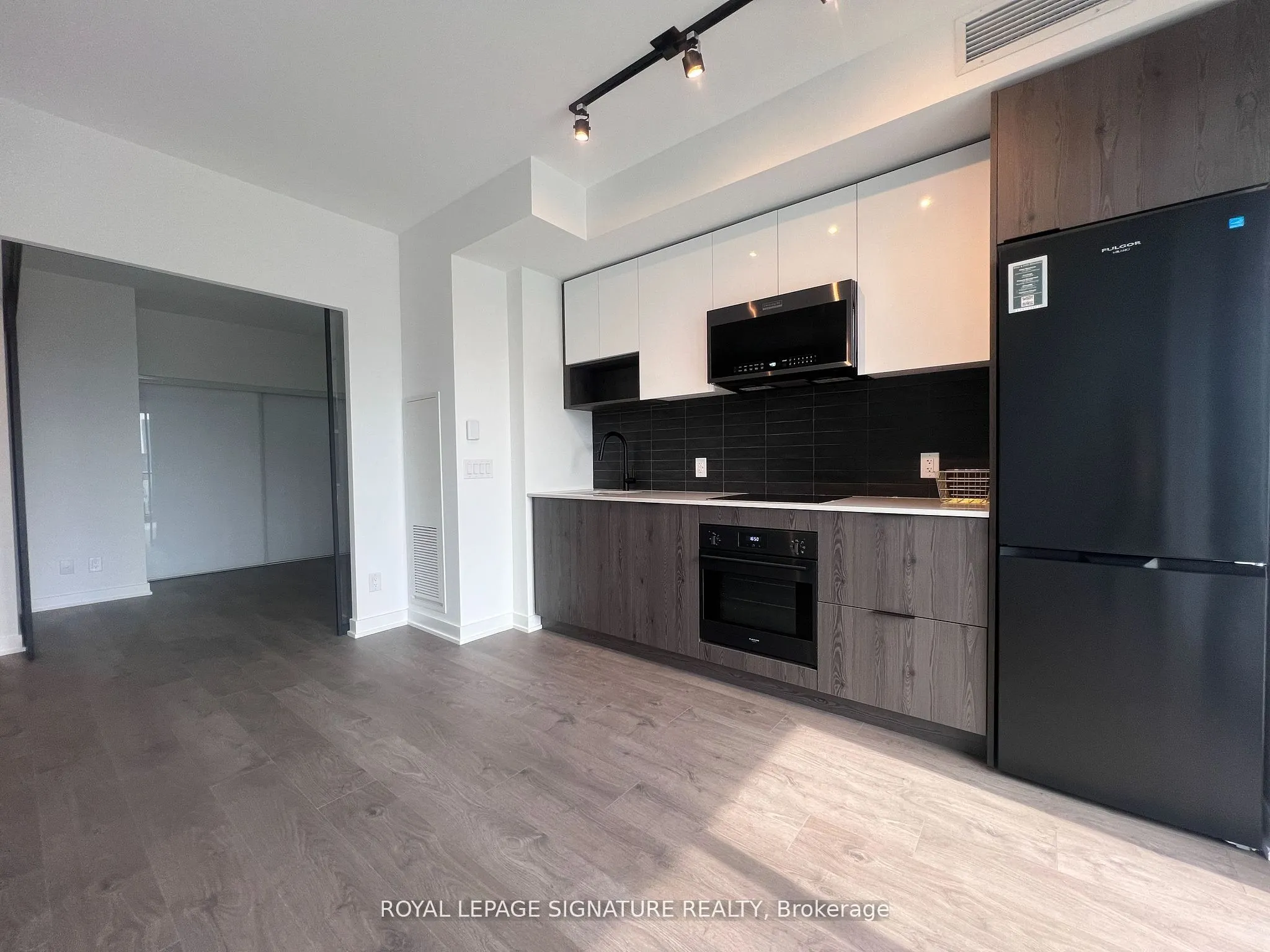5 Defries Street, #1507