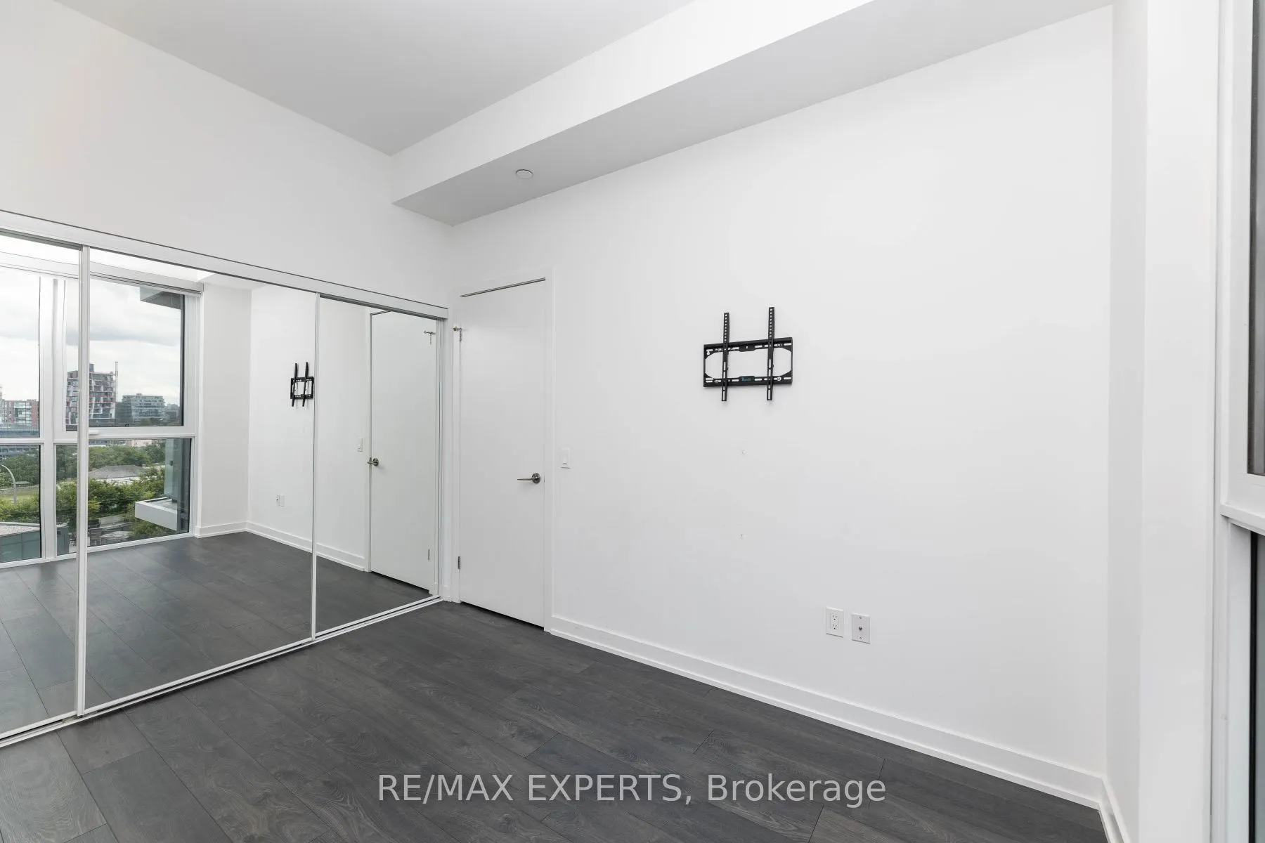 38 Iannuzzi Street, #1105