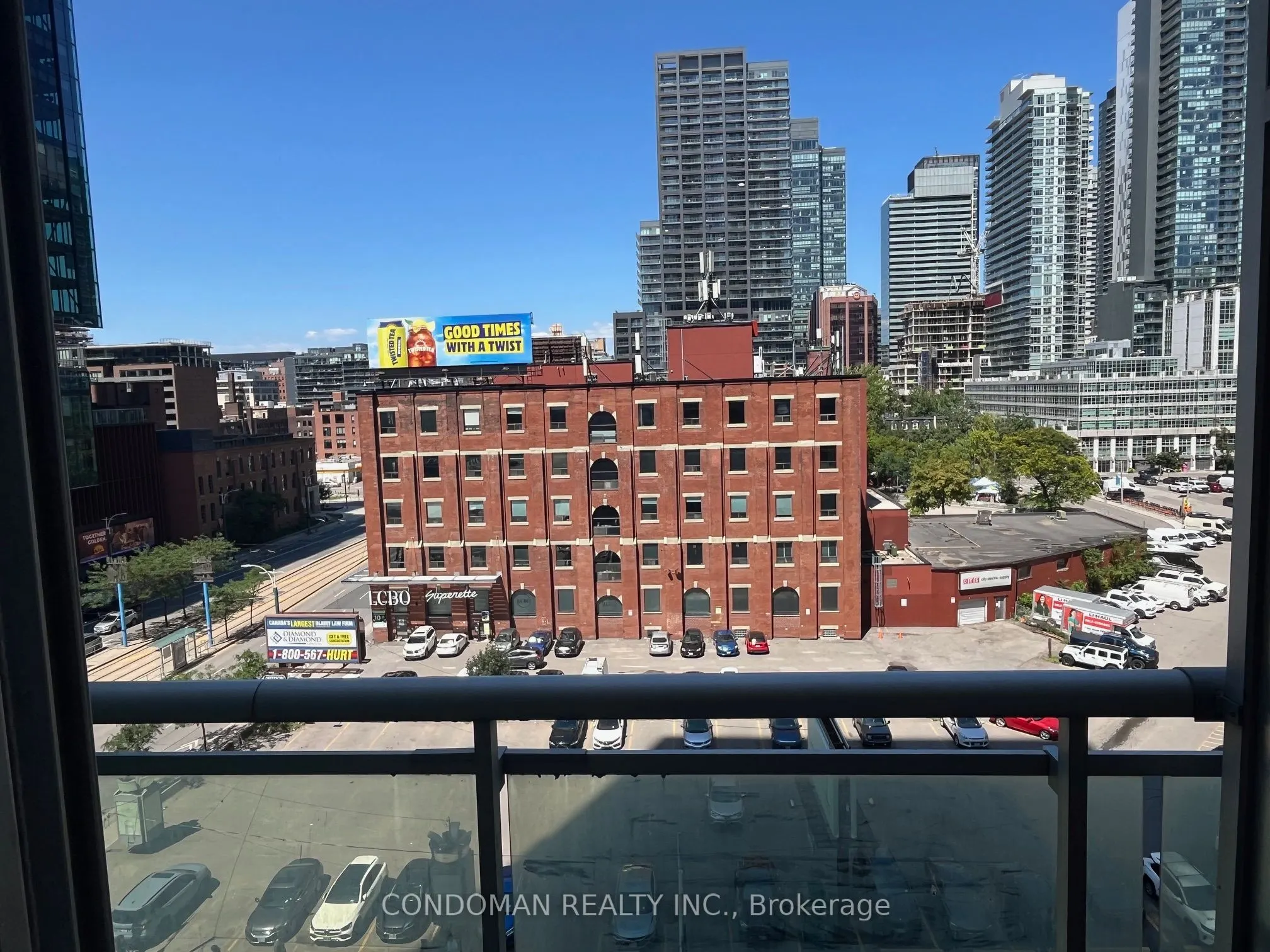 397 Front Street, #907