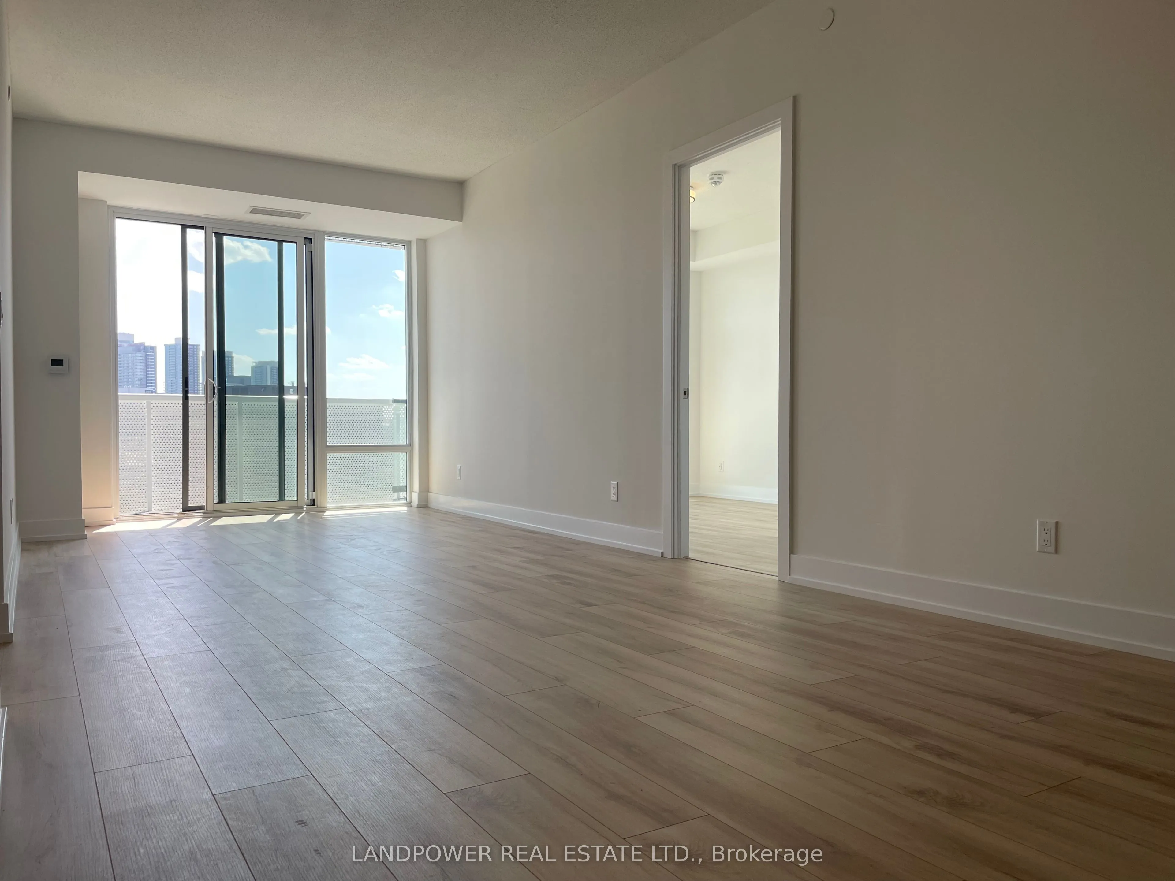25 Adra Grado Way S, #832