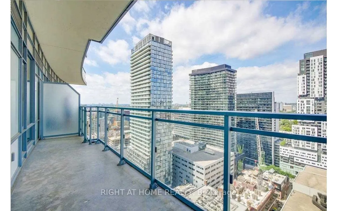 21 Widmer Street, #2504