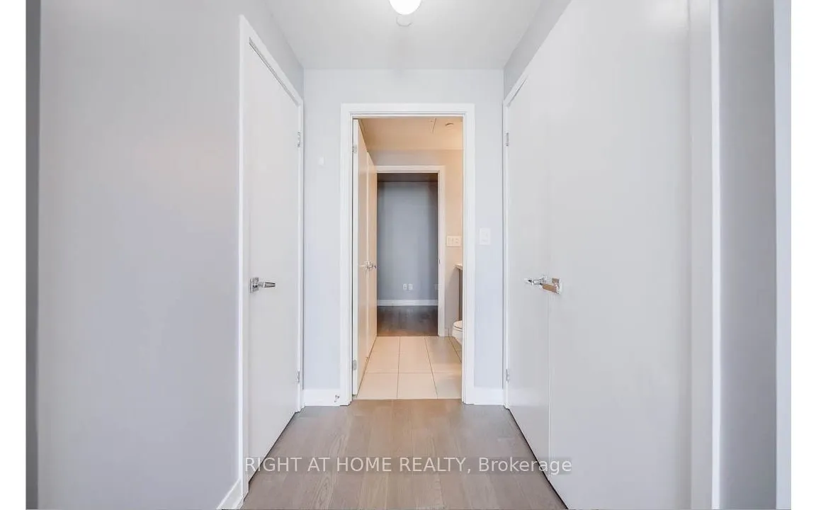 21 Widmer Street, #2504