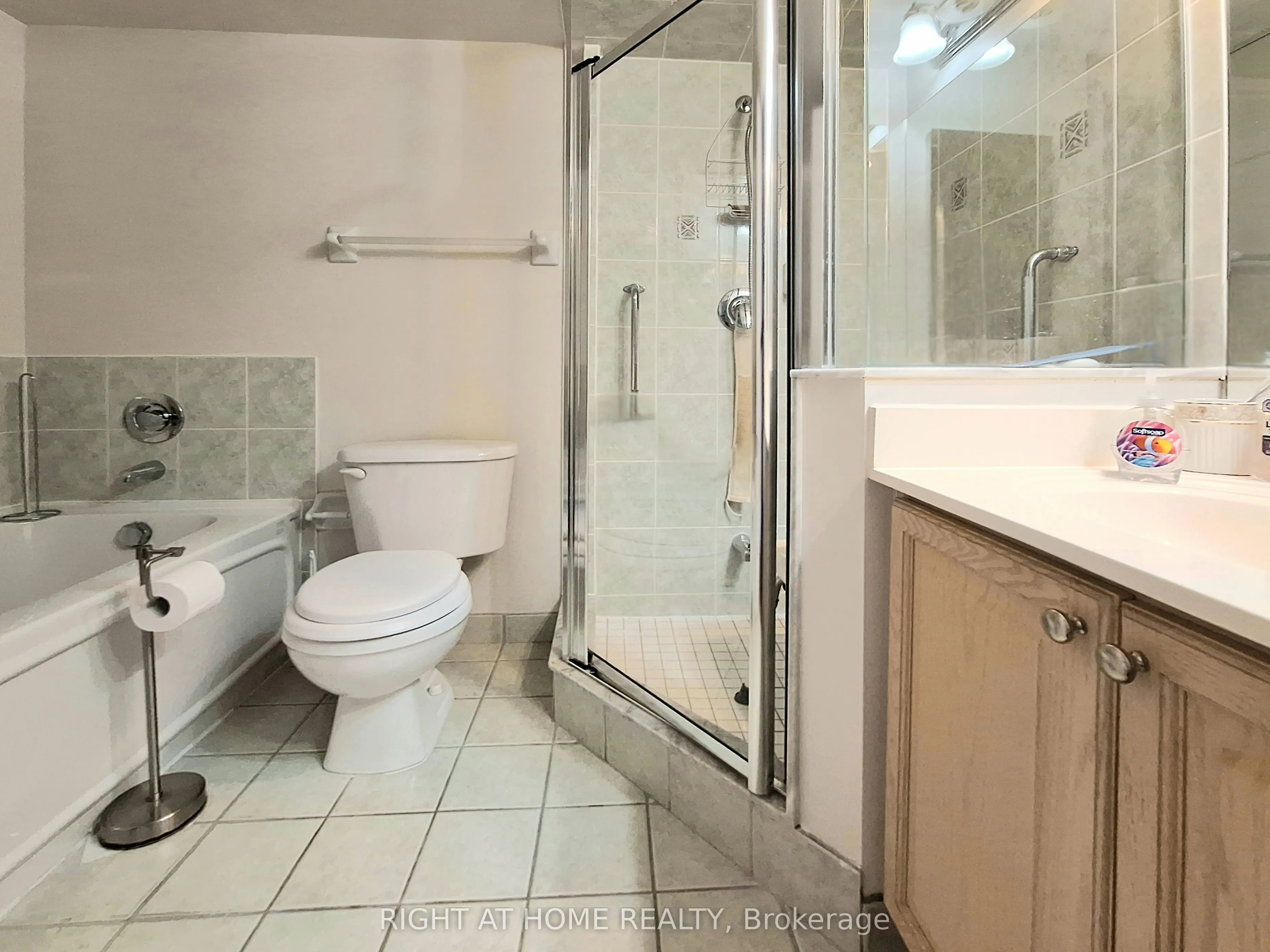 880 Grandview Way, #606