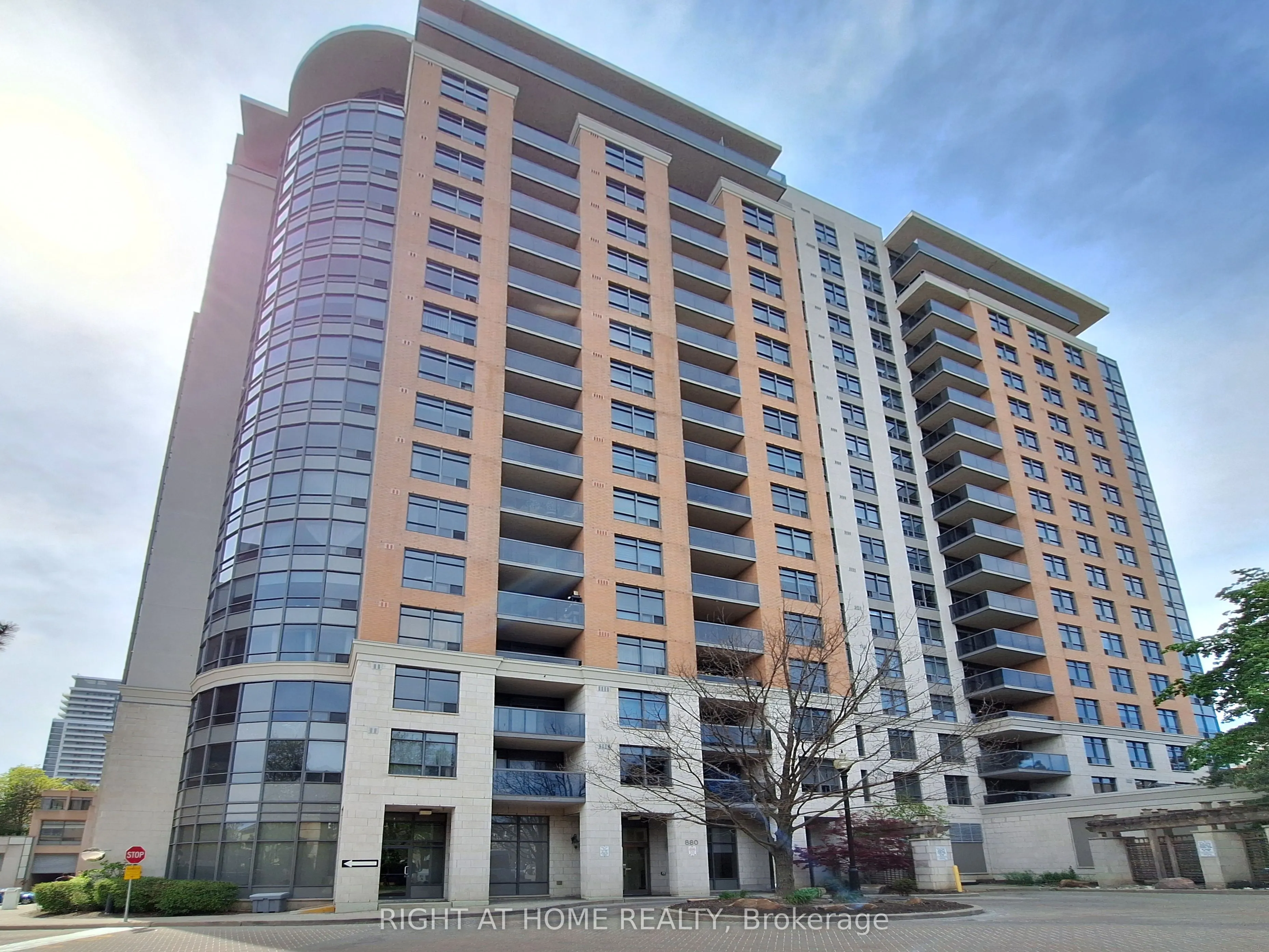 880 Grandview Way, #606