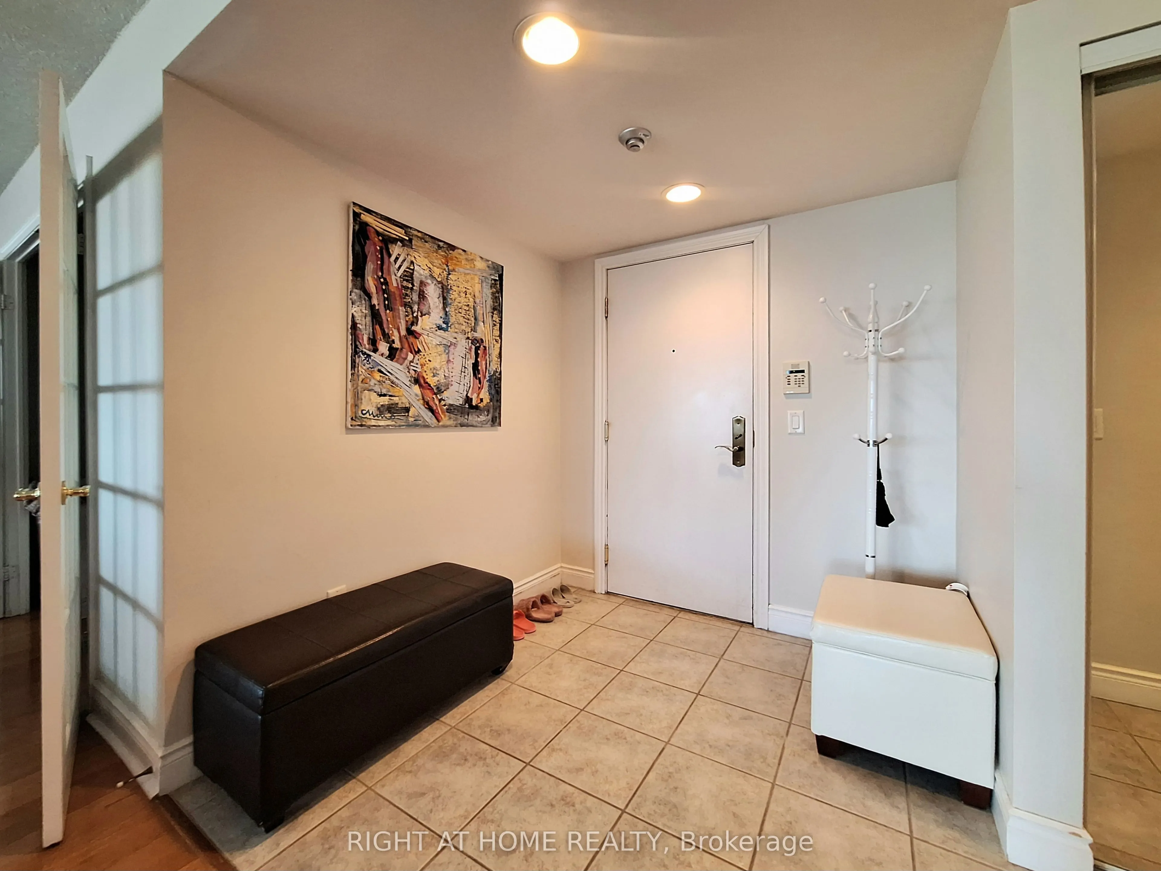 880 Grandview Way, #606