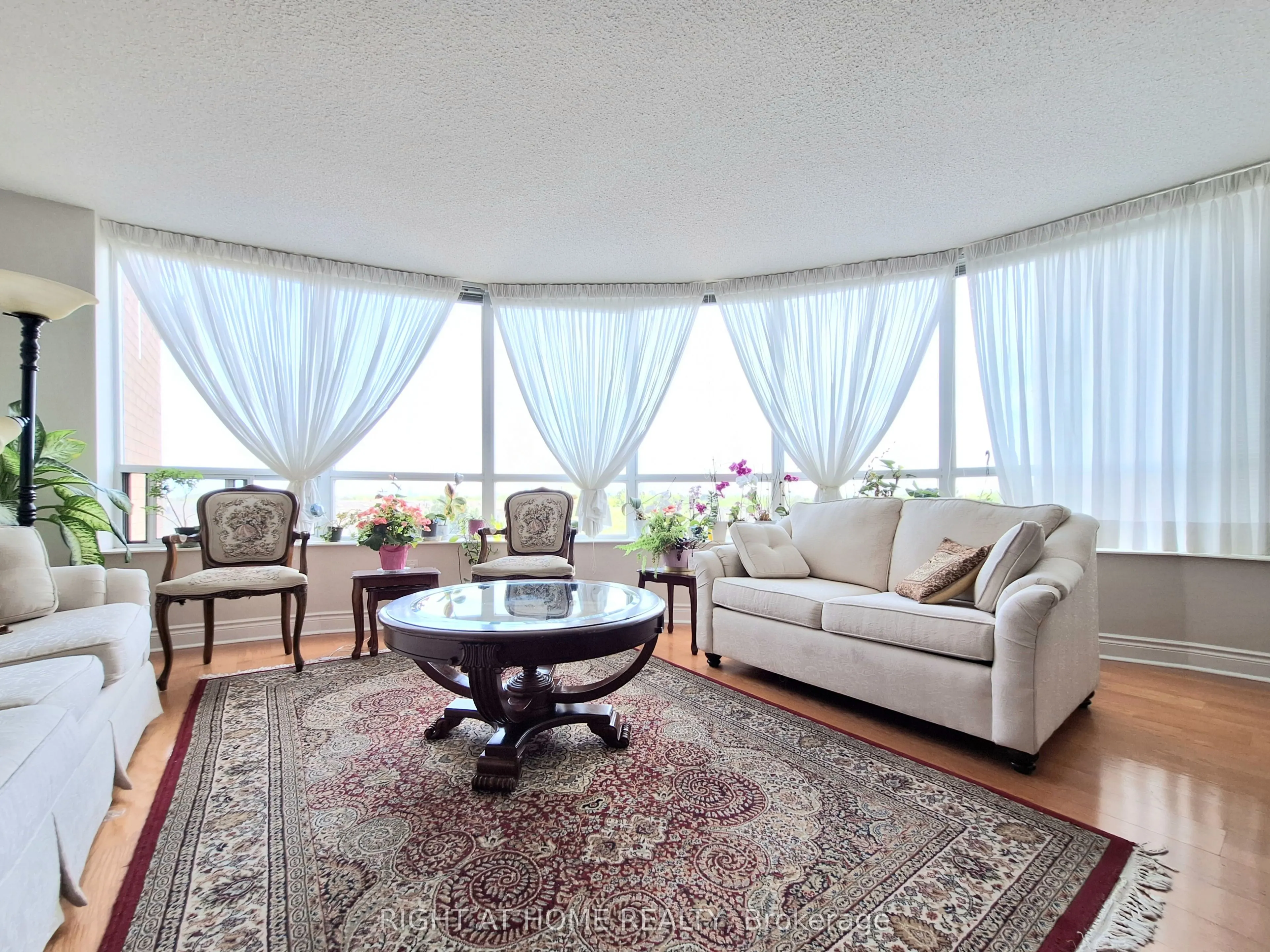 880 Grandview Way, #606