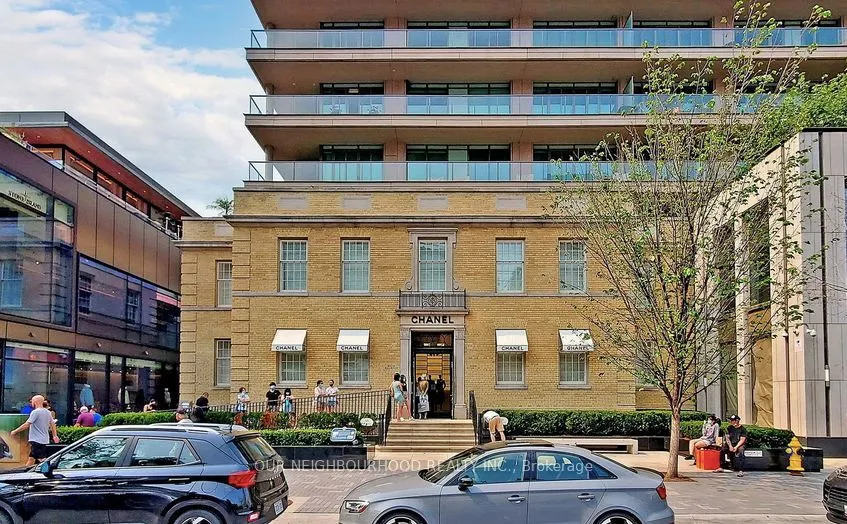 155 Yorkville Avenue, #1210
