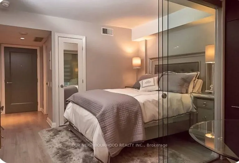 155 Yorkville Avenue, #1210
